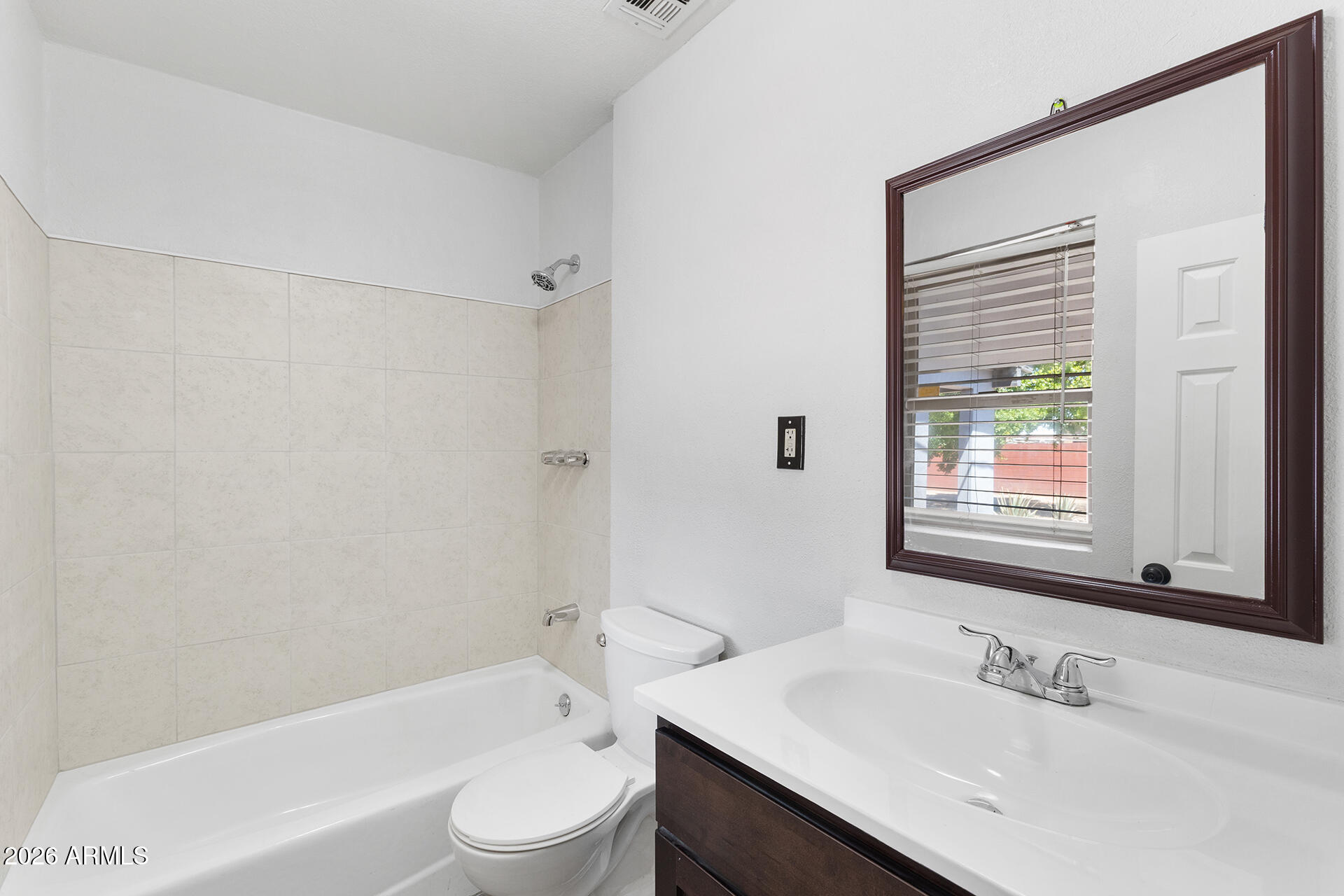 1012 S PRICE Road