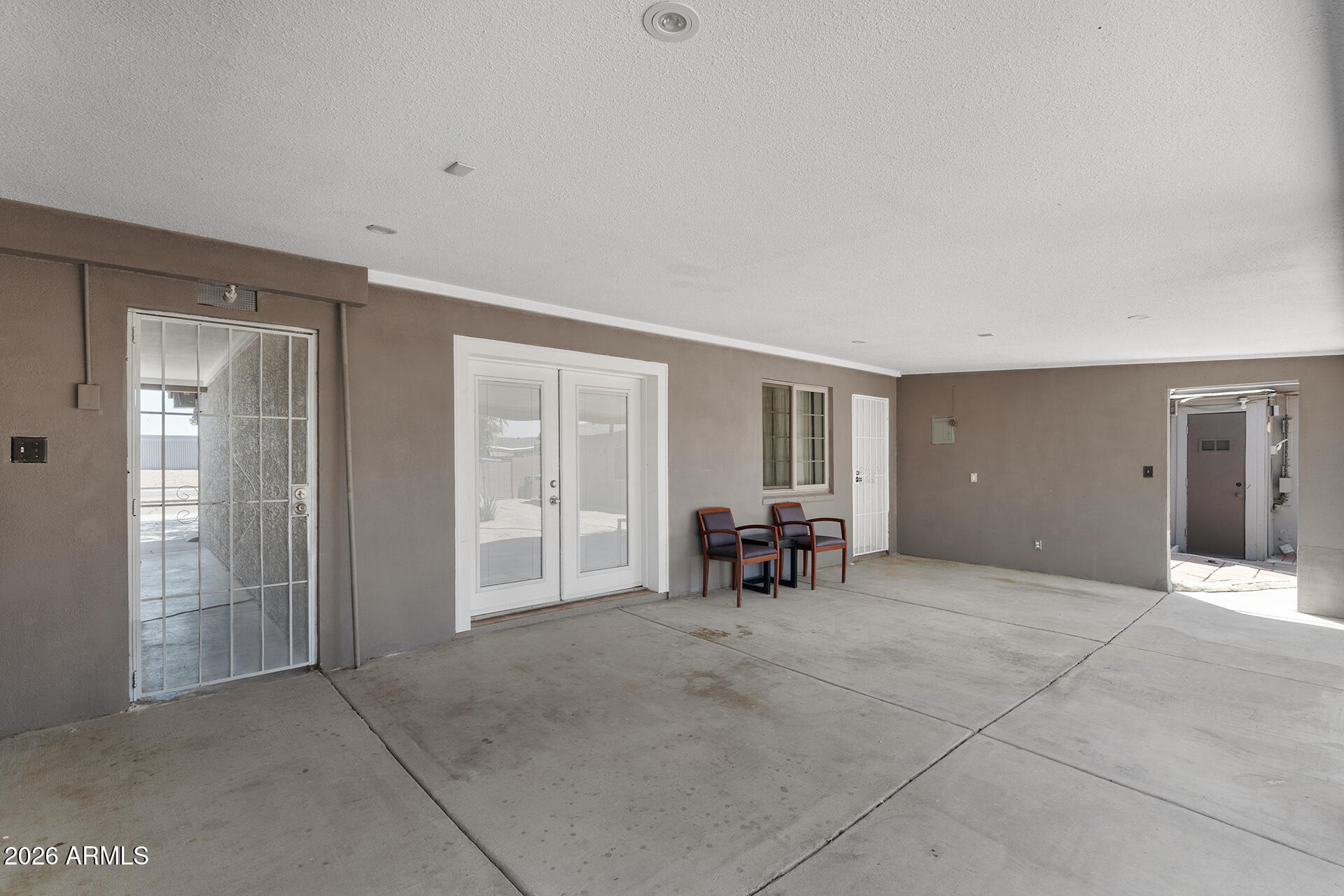 1012 S PRICE Road