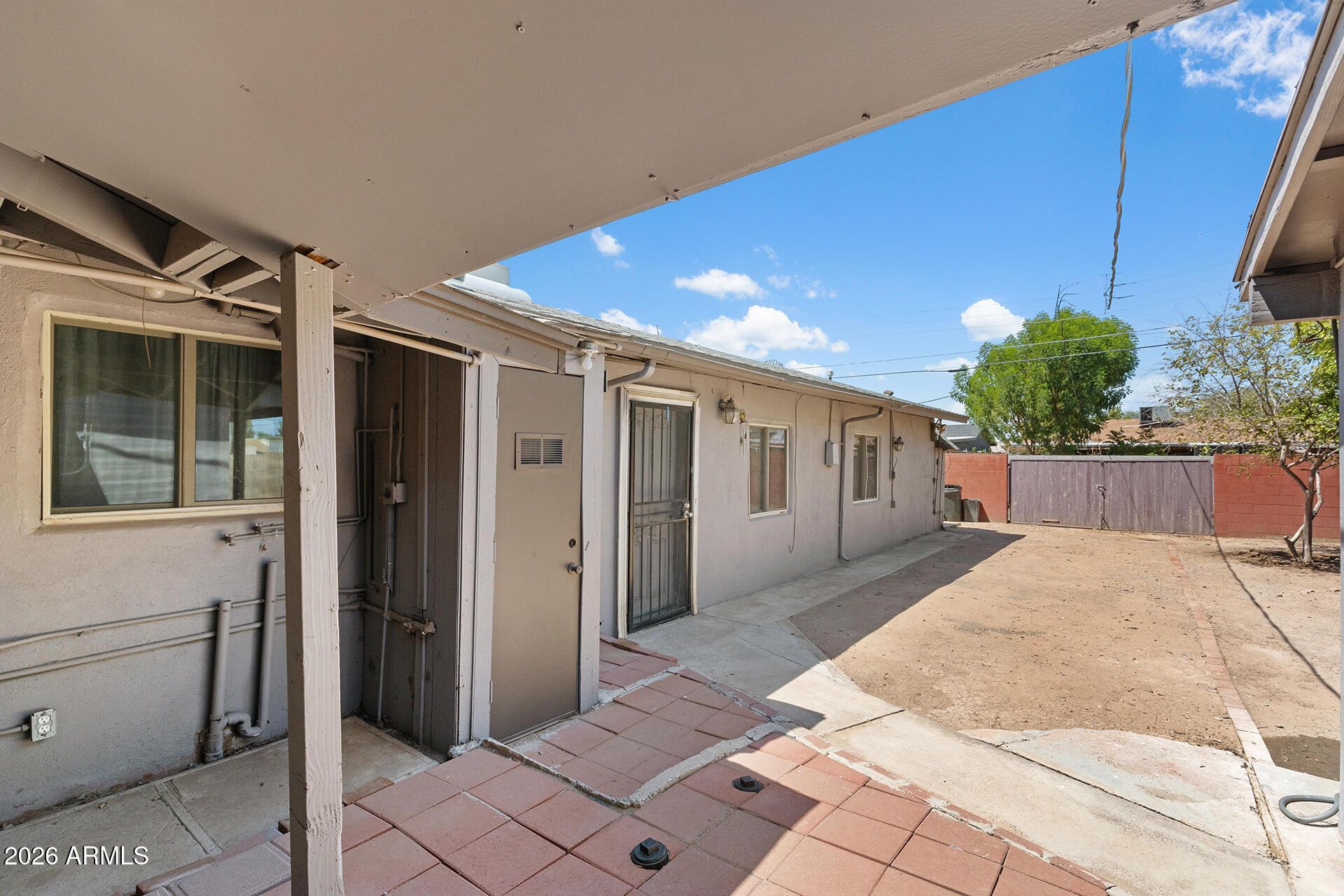 1012 S PRICE Road