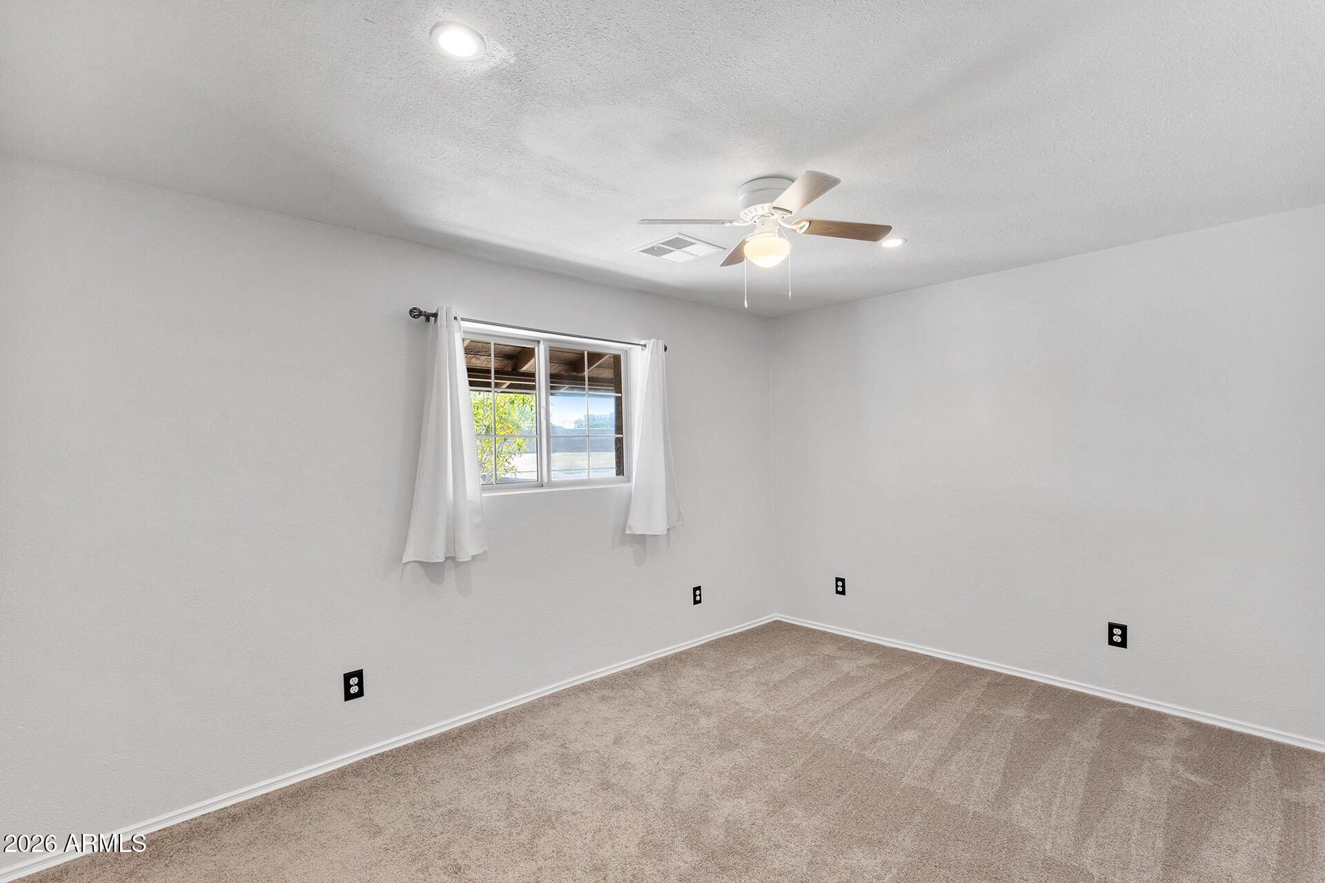 1012 S PRICE Road