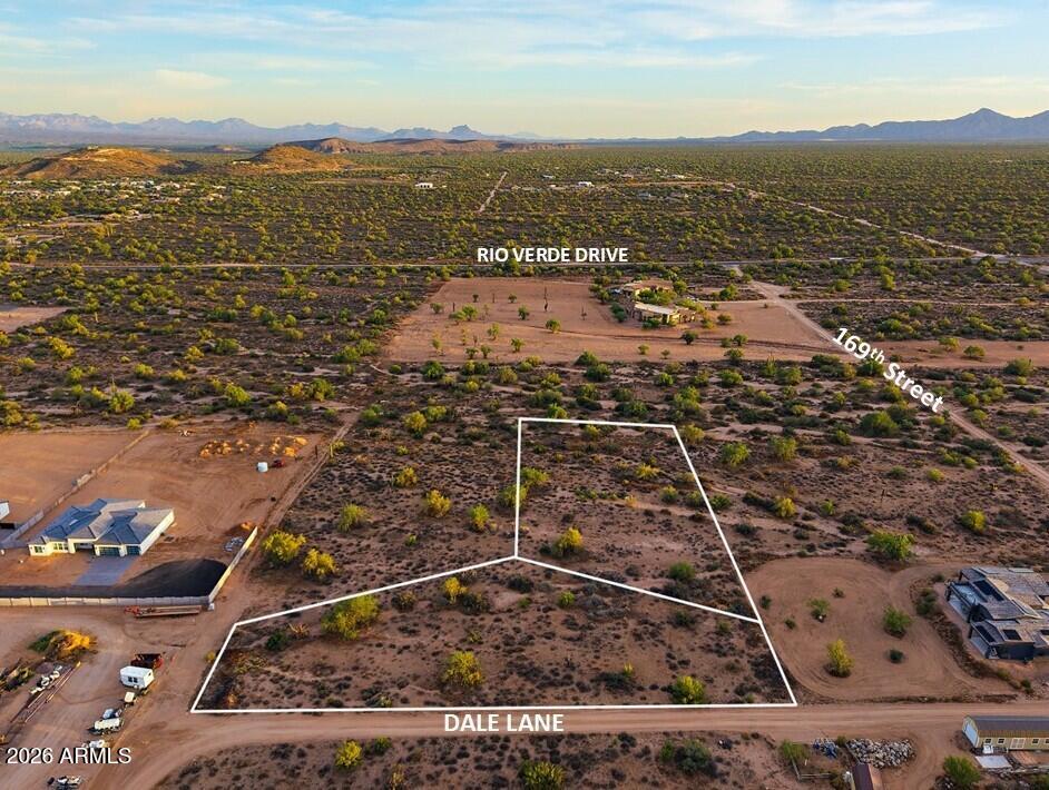 00 E Dale Lane -