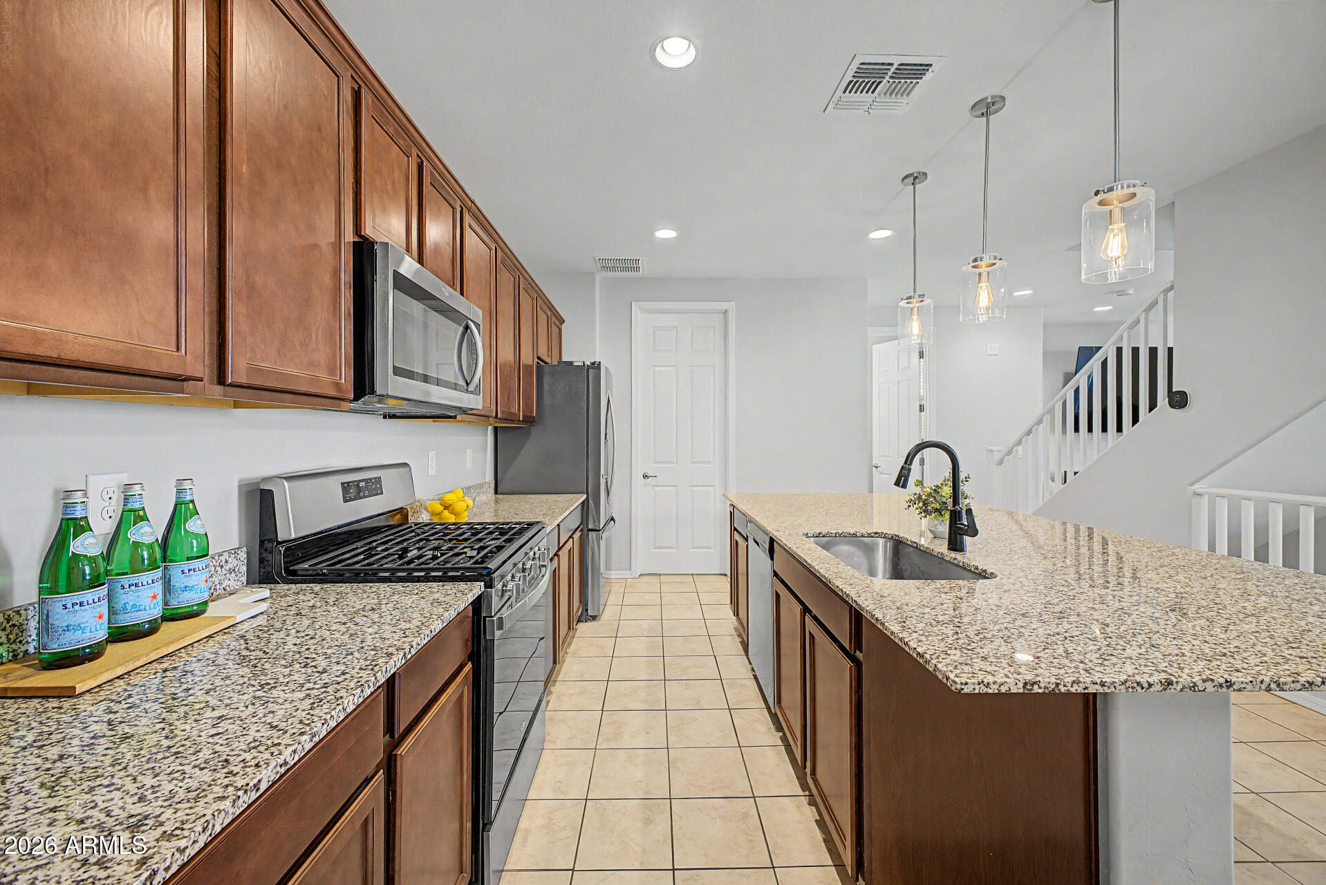 654 W FLINTLOCK Way