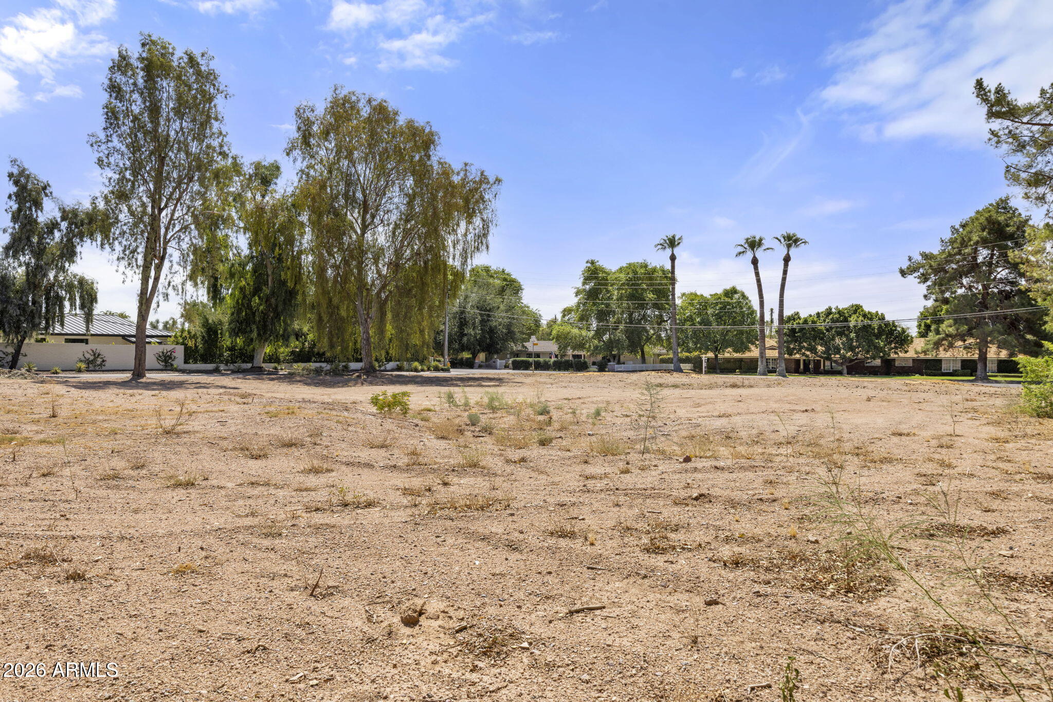 5712 E EXETER Boulevard -