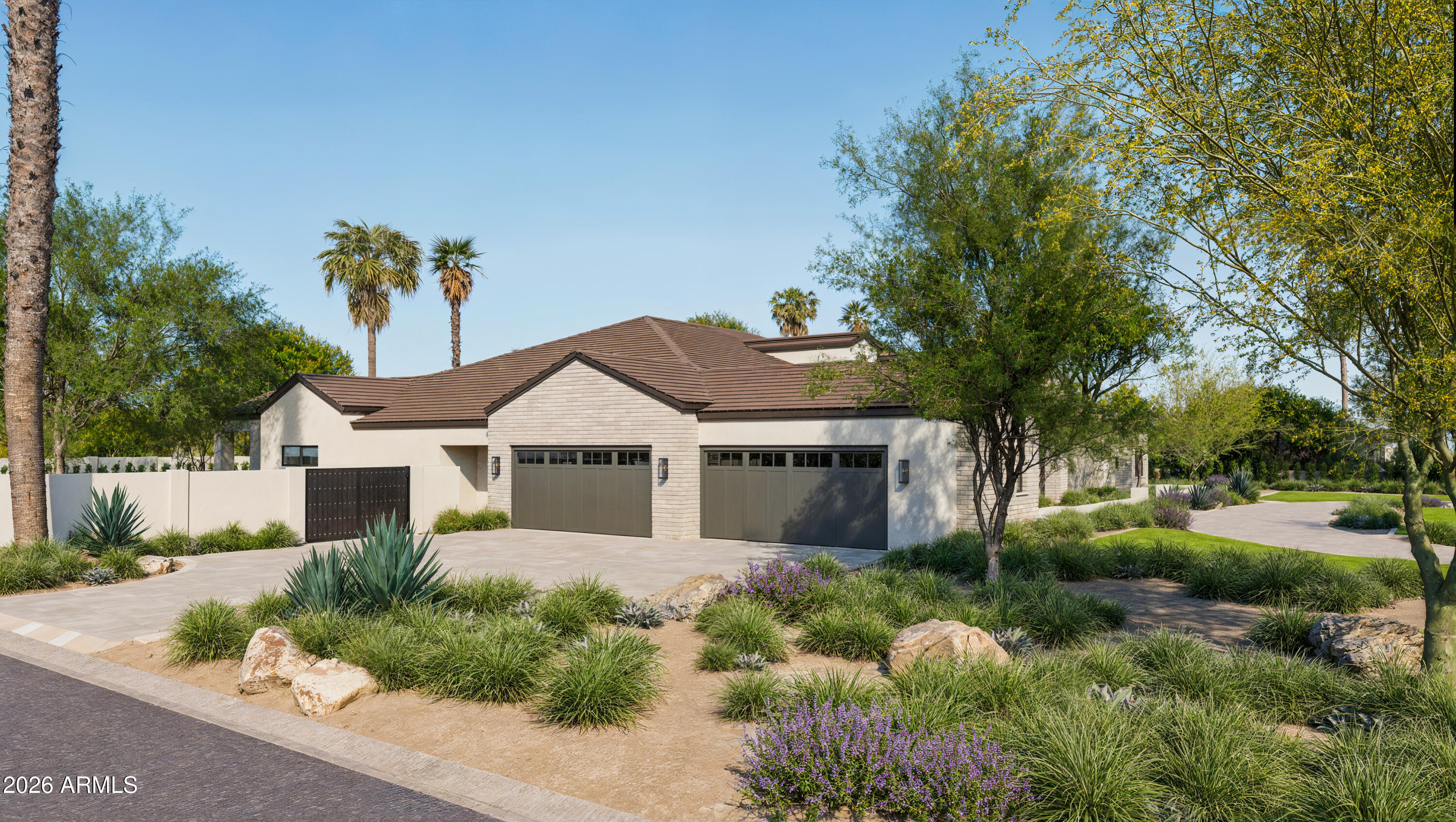 11831 N 70th Place