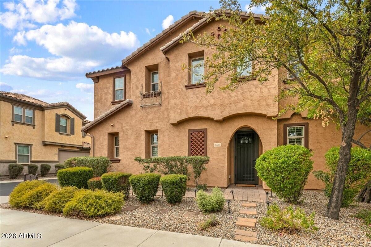 4725 E TIERRA BUENA Lane