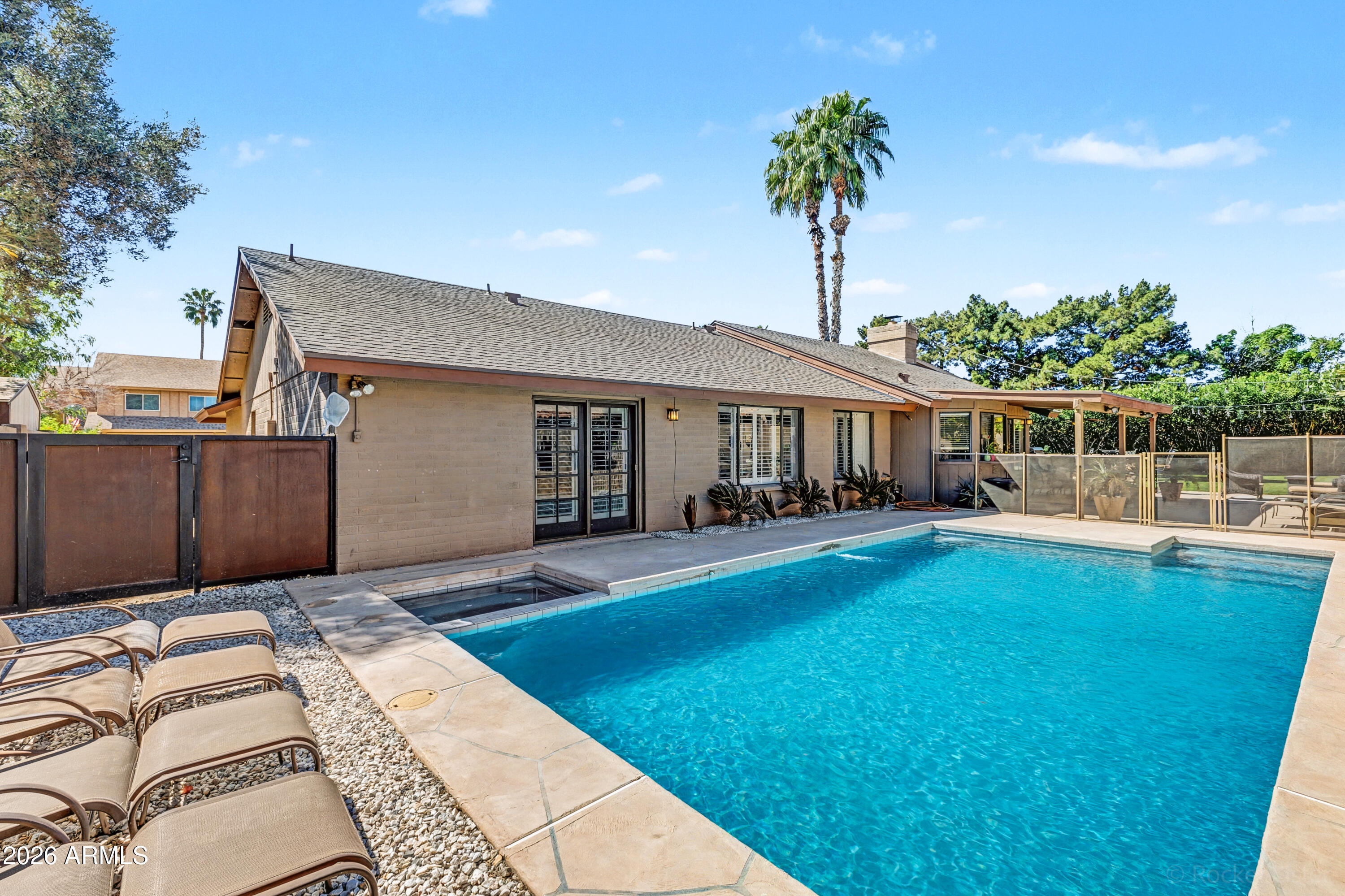5002 E LE MARCHE Avenue