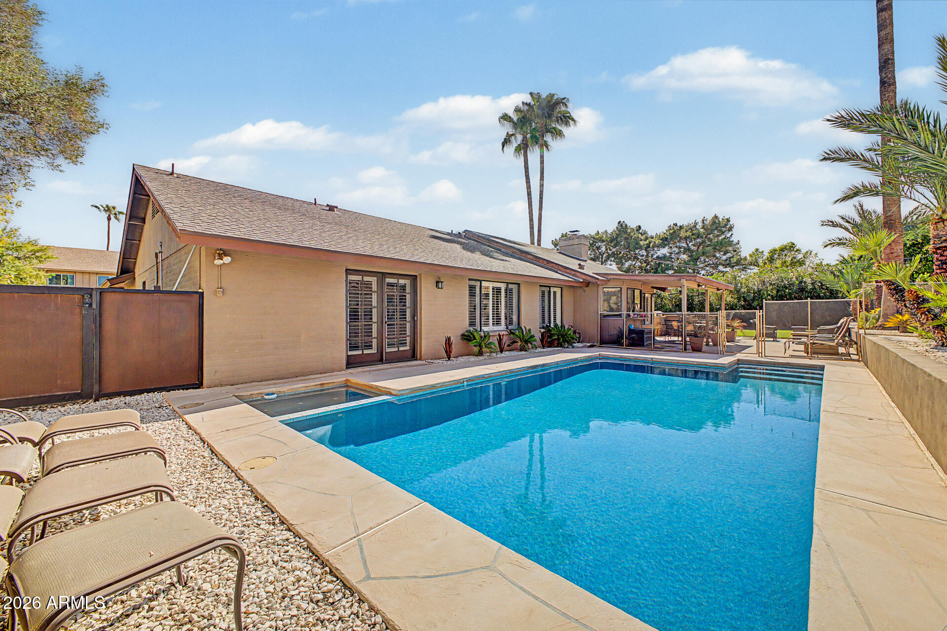 5002 E LE MARCHE Avenue