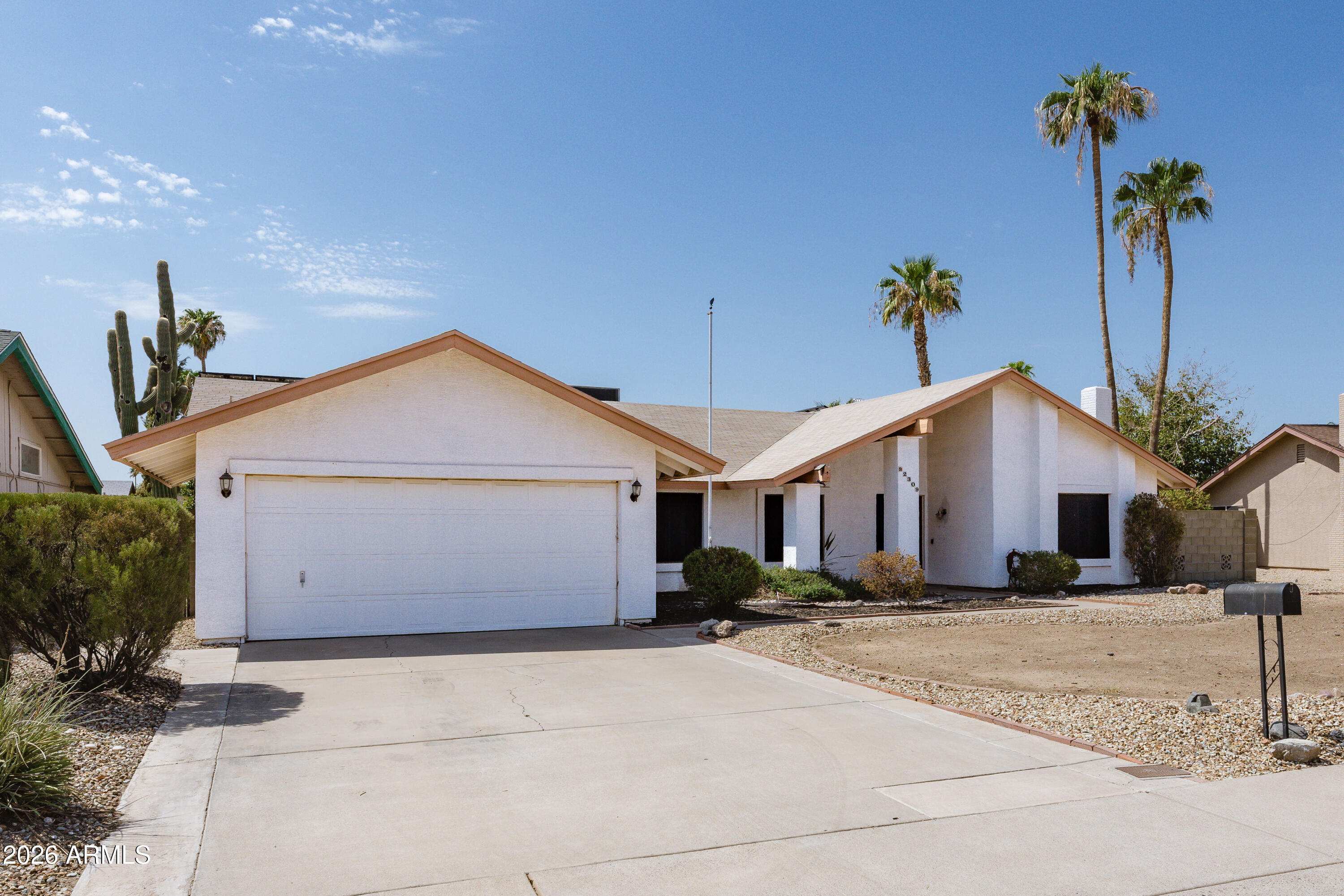 2309 W PORT ROYALE Lane