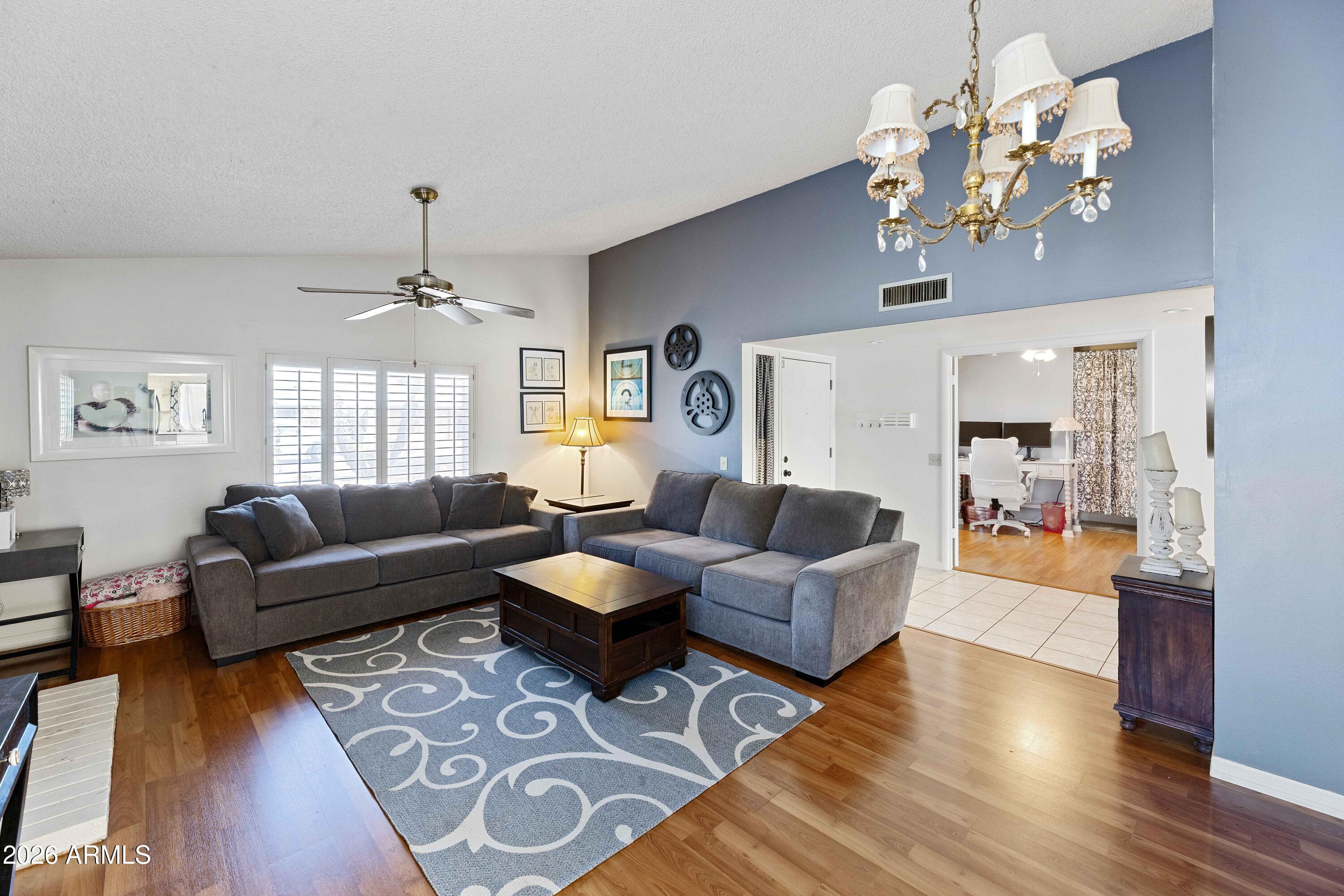 2309 W PORT ROYALE Lane