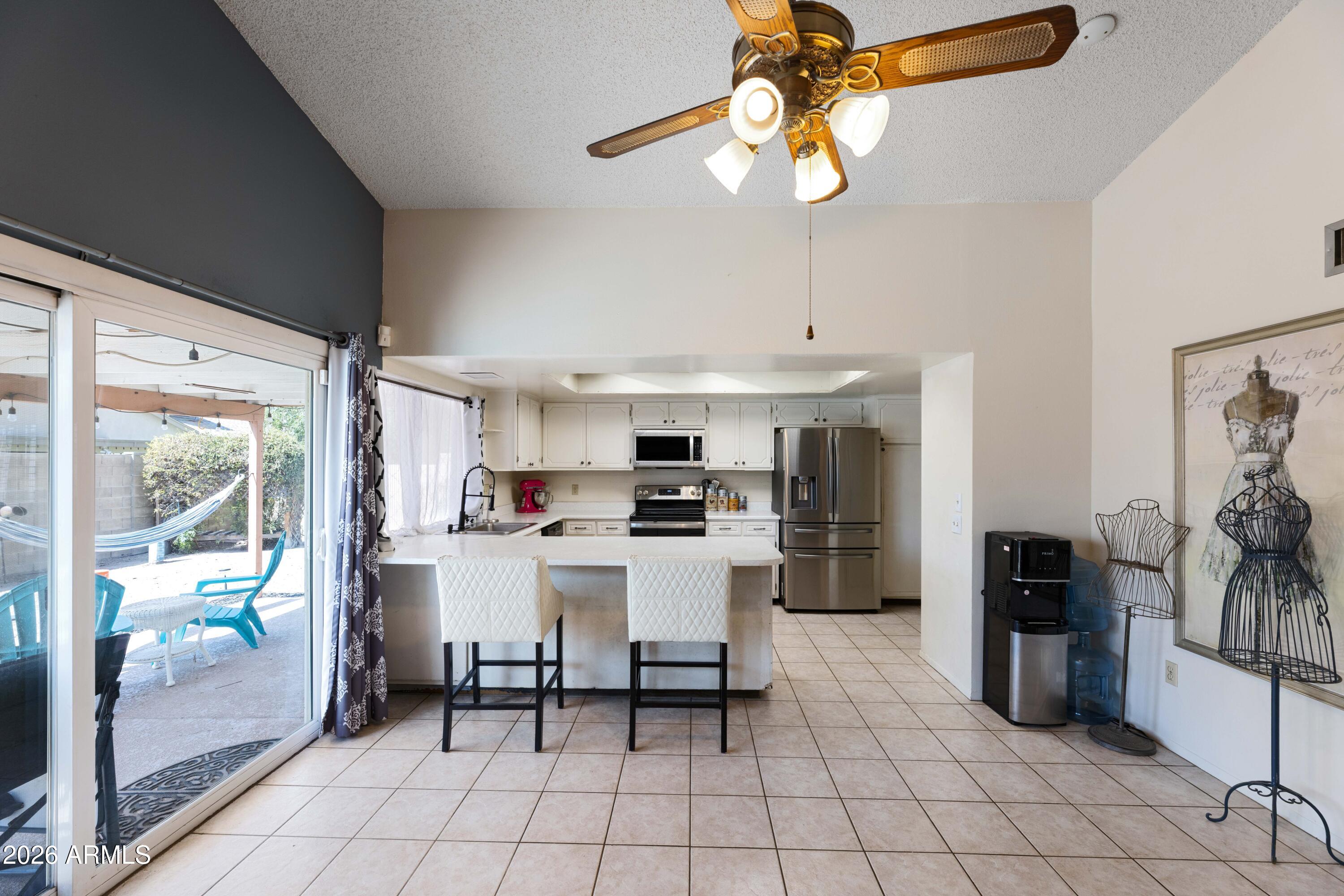 2309 W PORT ROYALE Lane