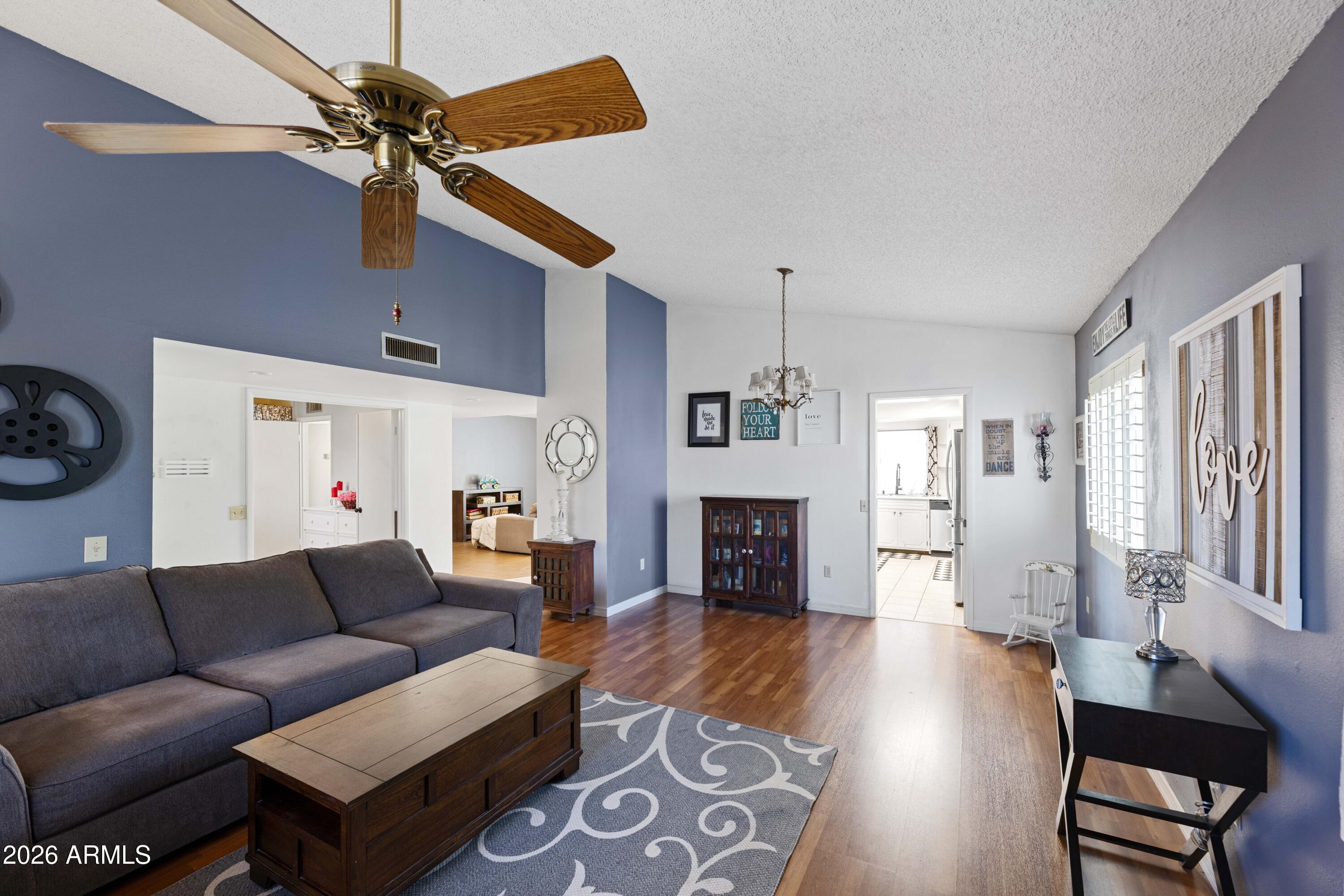 2309 W PORT ROYALE Lane