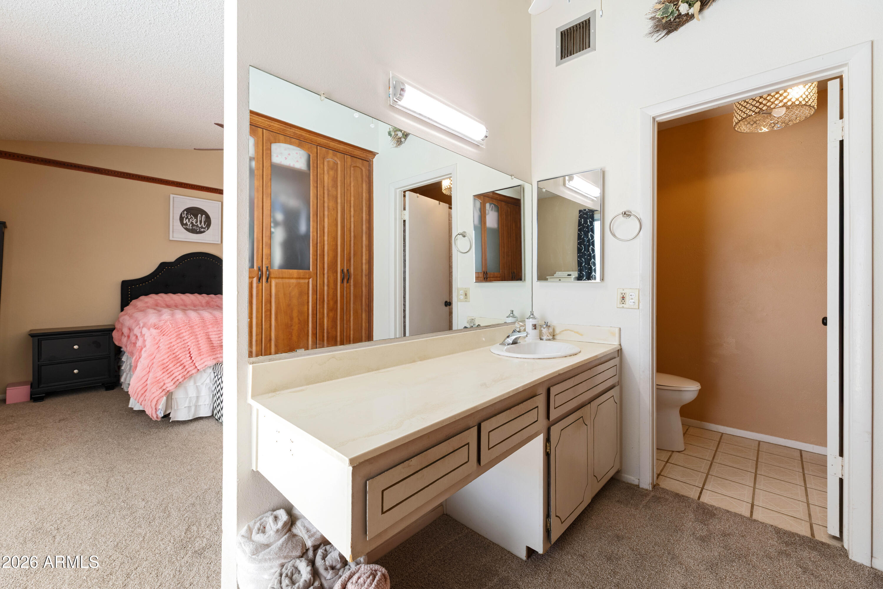 2309 W PORT ROYALE Lane