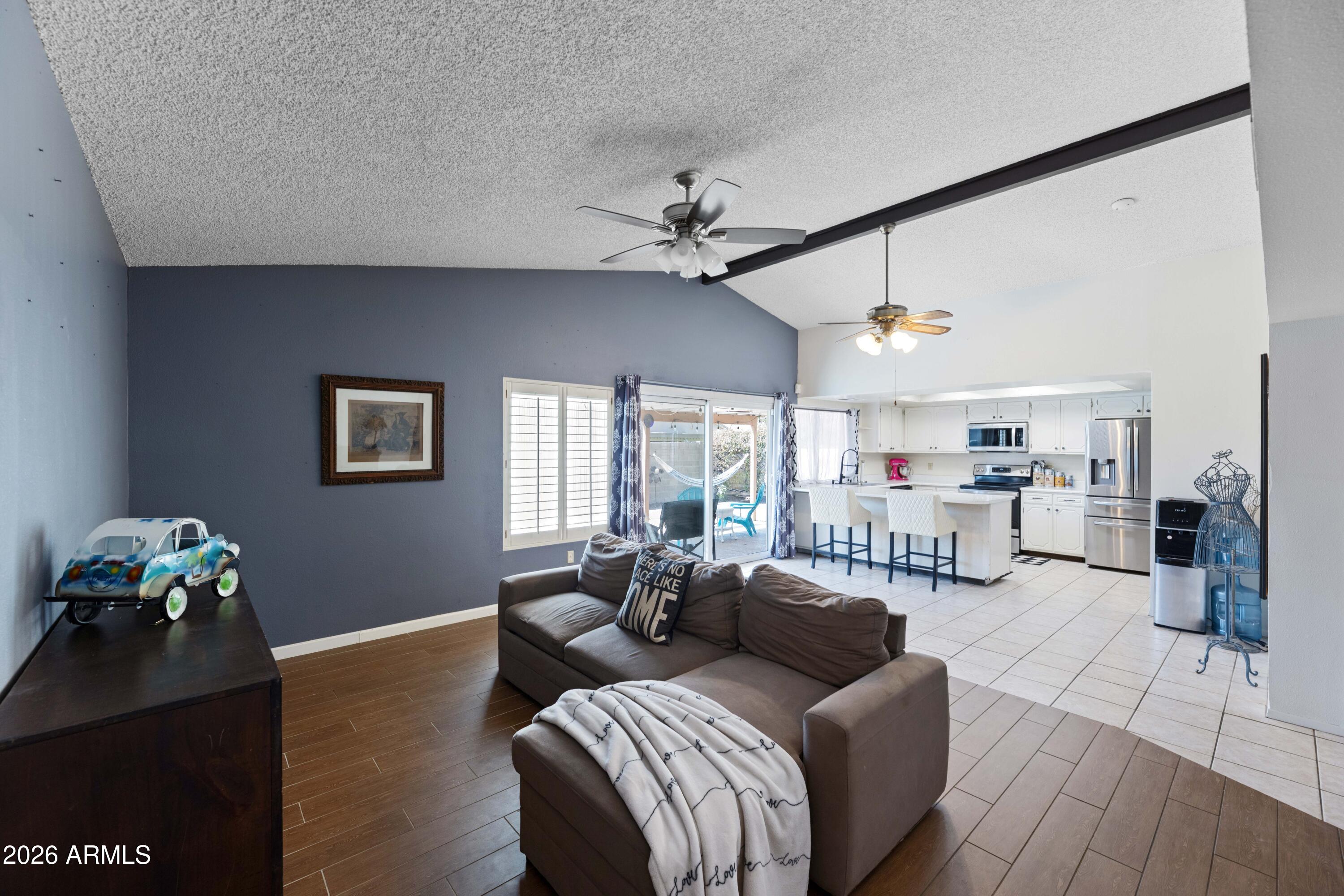 2309 W PORT ROYALE Lane