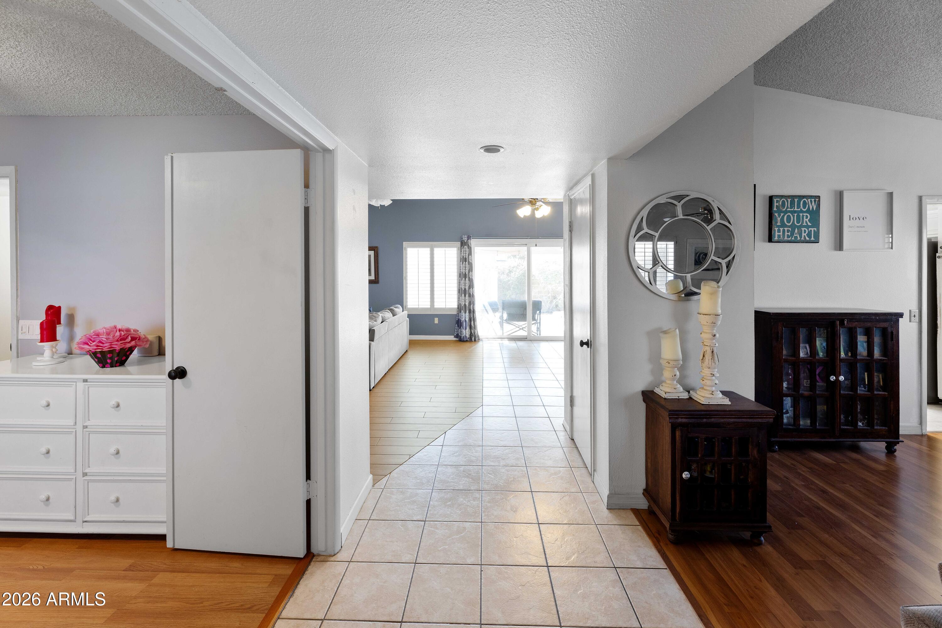 2309 W PORT ROYALE Lane