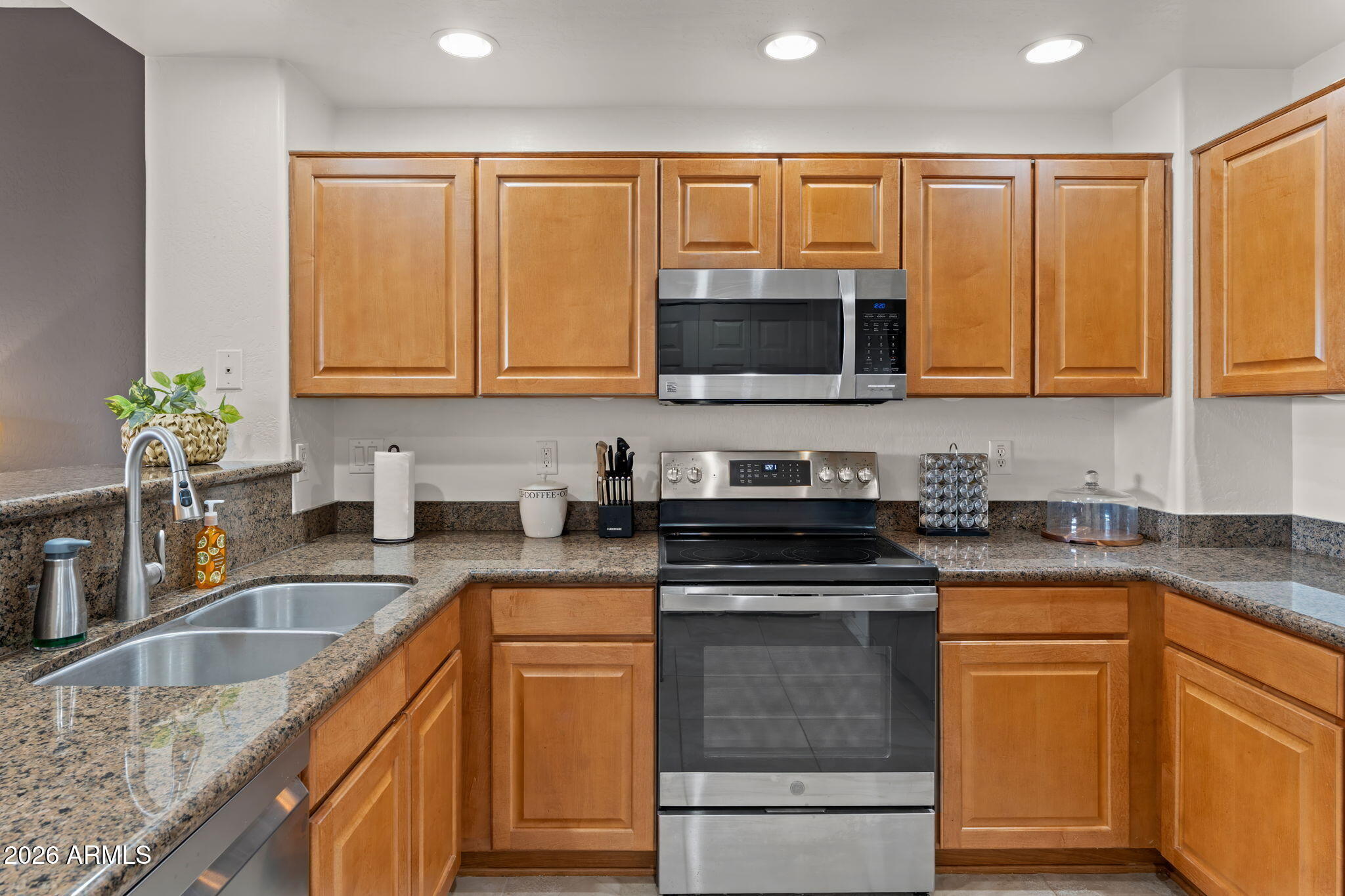 19700 N 76TH Street 2123