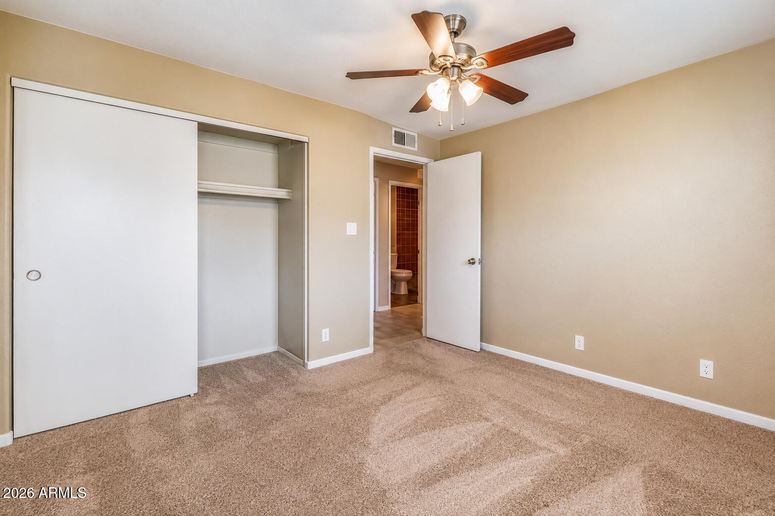 1015 E MARIGOLD Lane