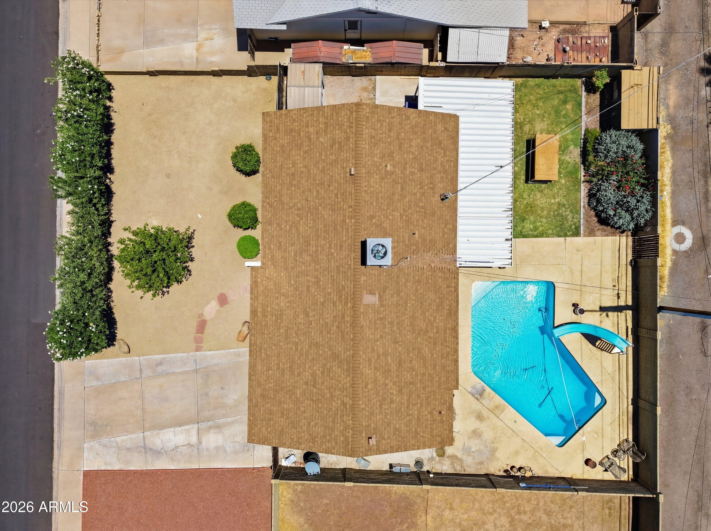 1015 E MARIGOLD Lane