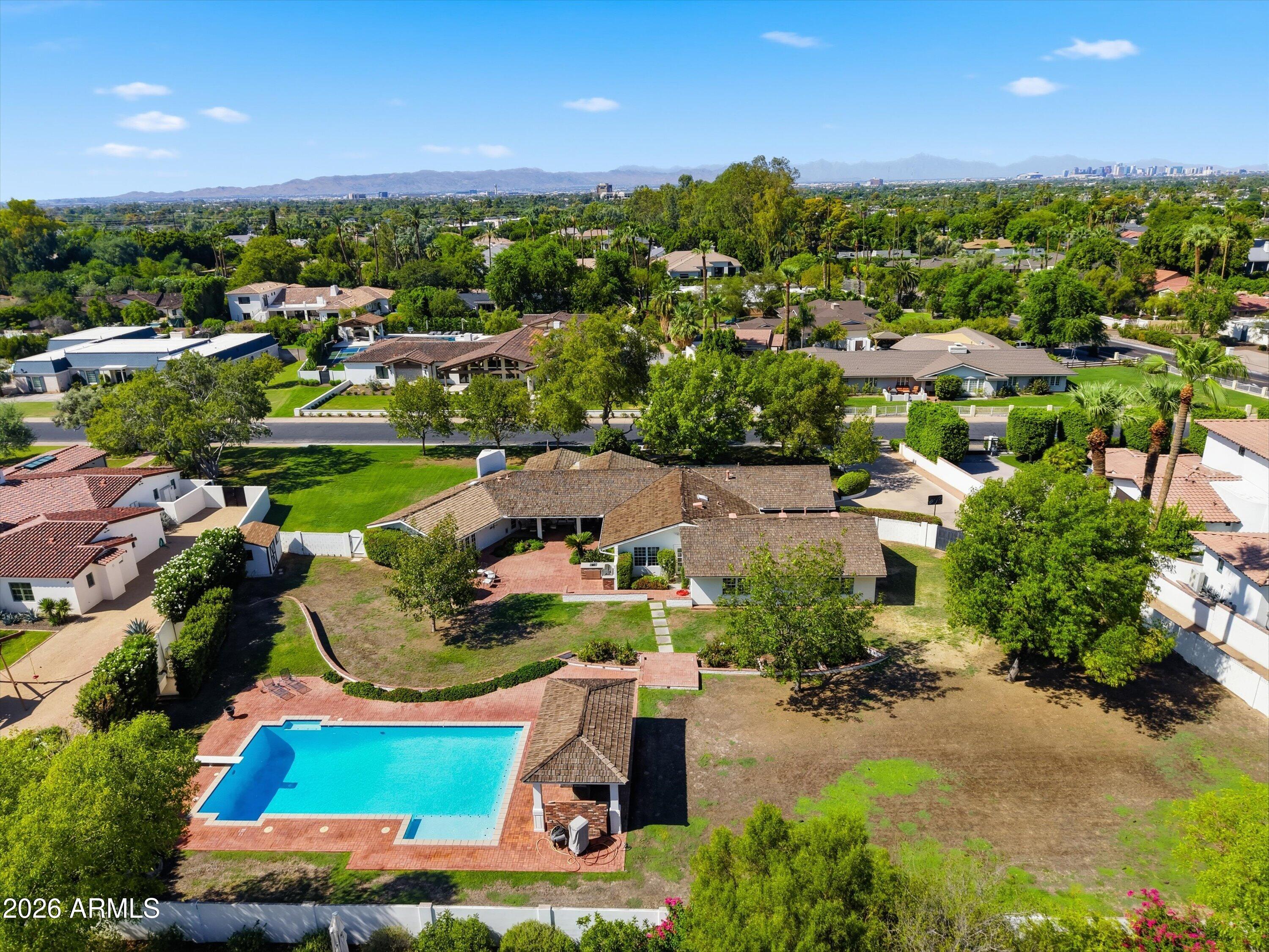 4920 E CALLE DEL MEDIO