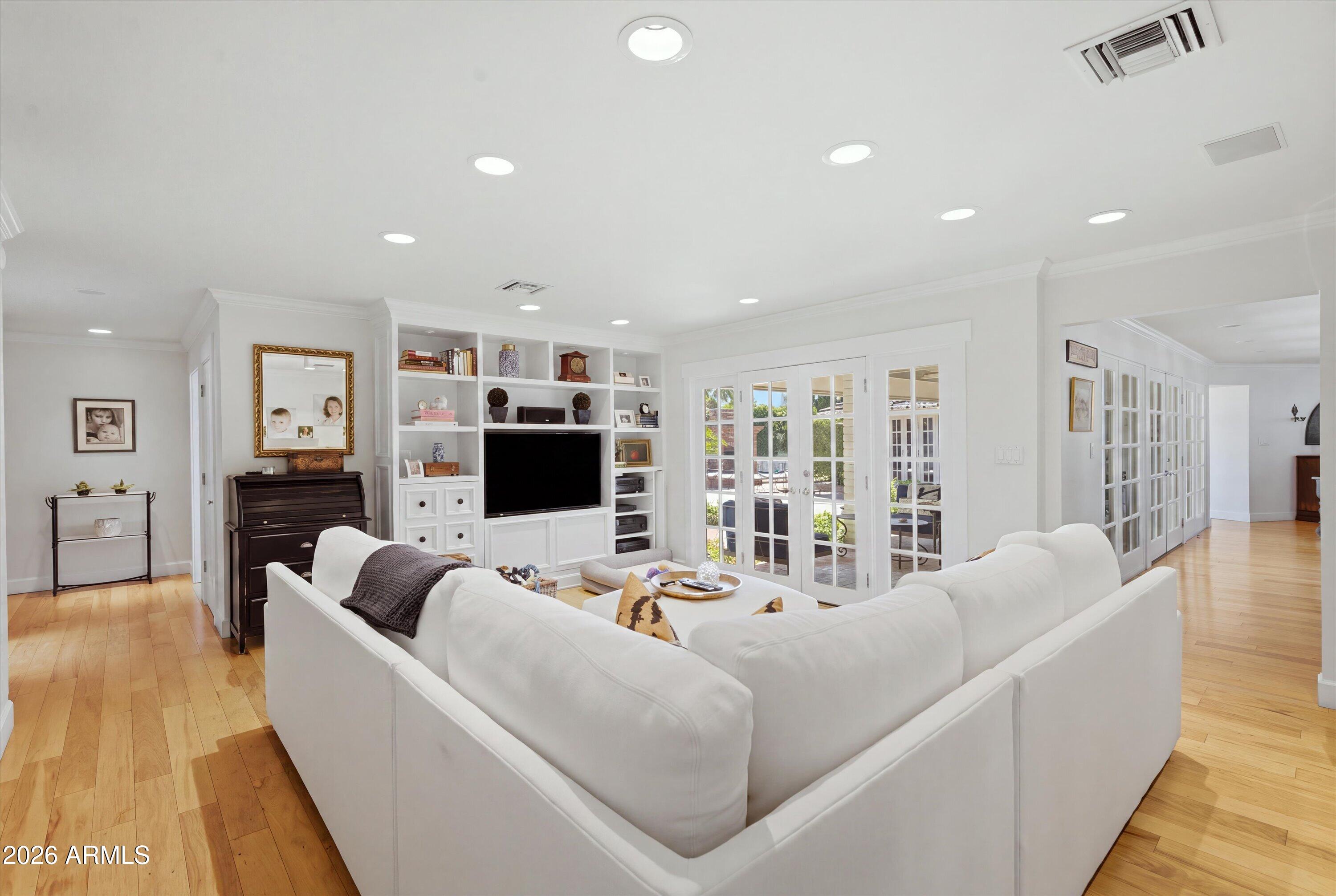 4920 E CALLE DEL MEDIO