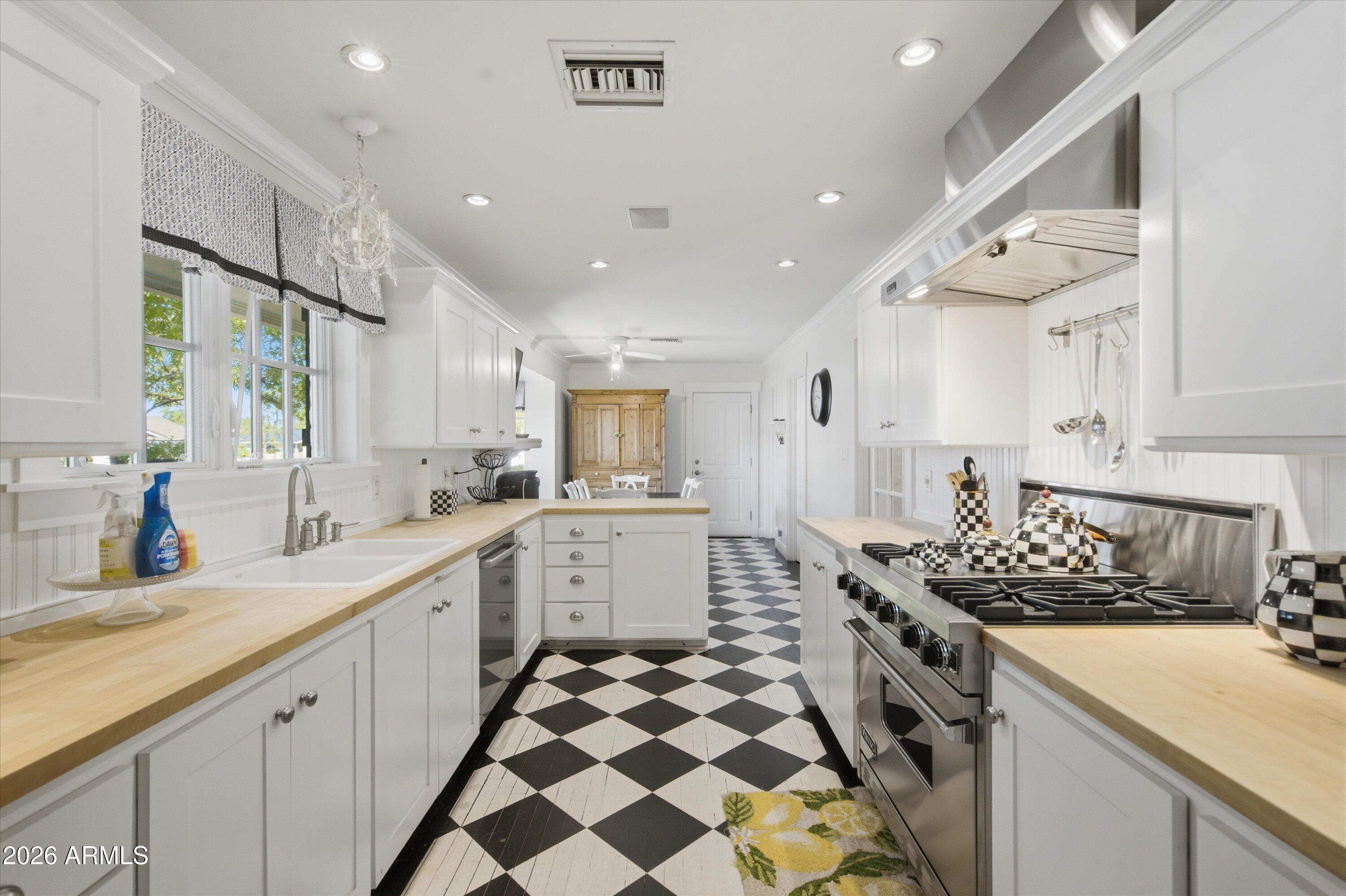 4920 E CALLE DEL MEDIO