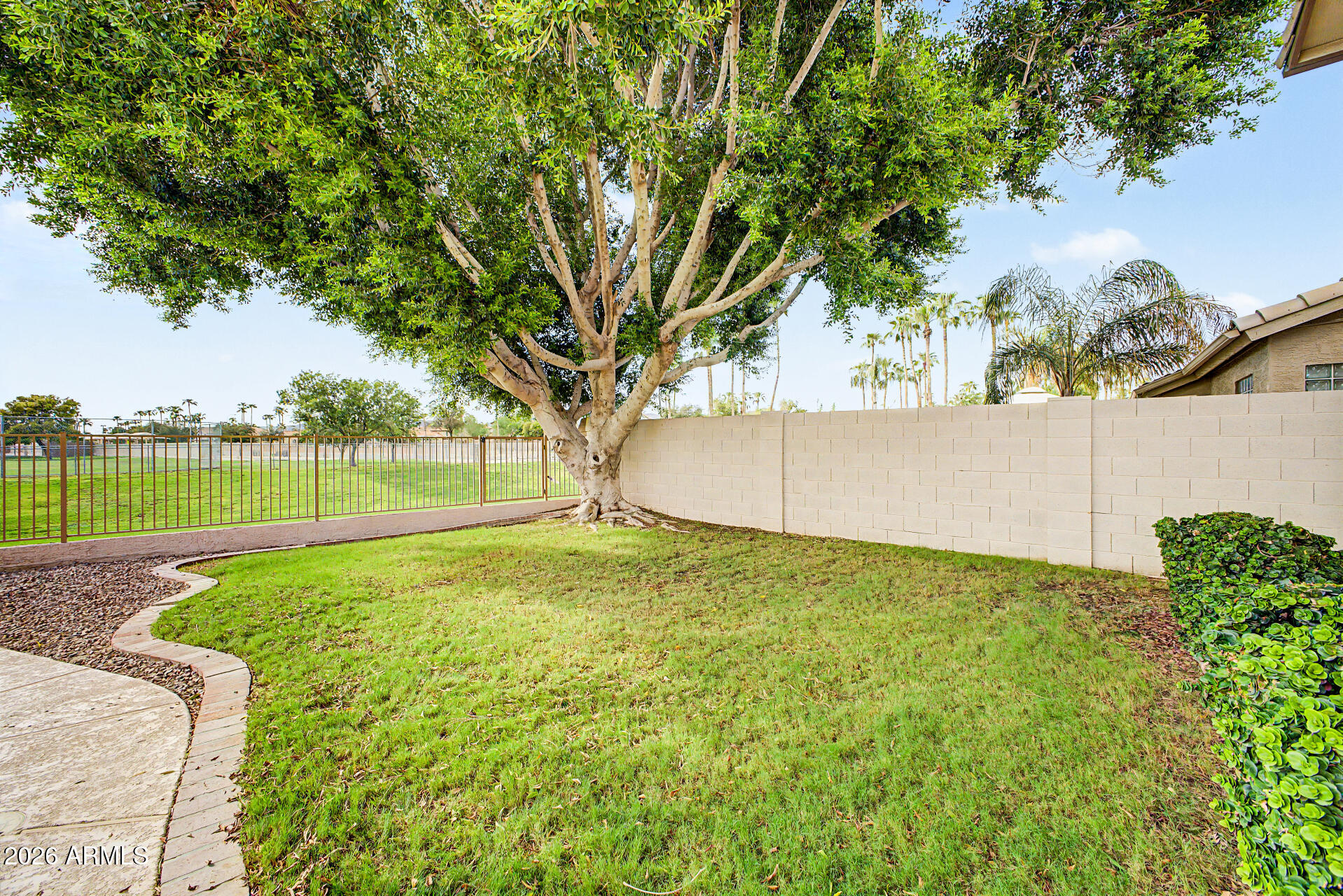 16840 S 36TH Place