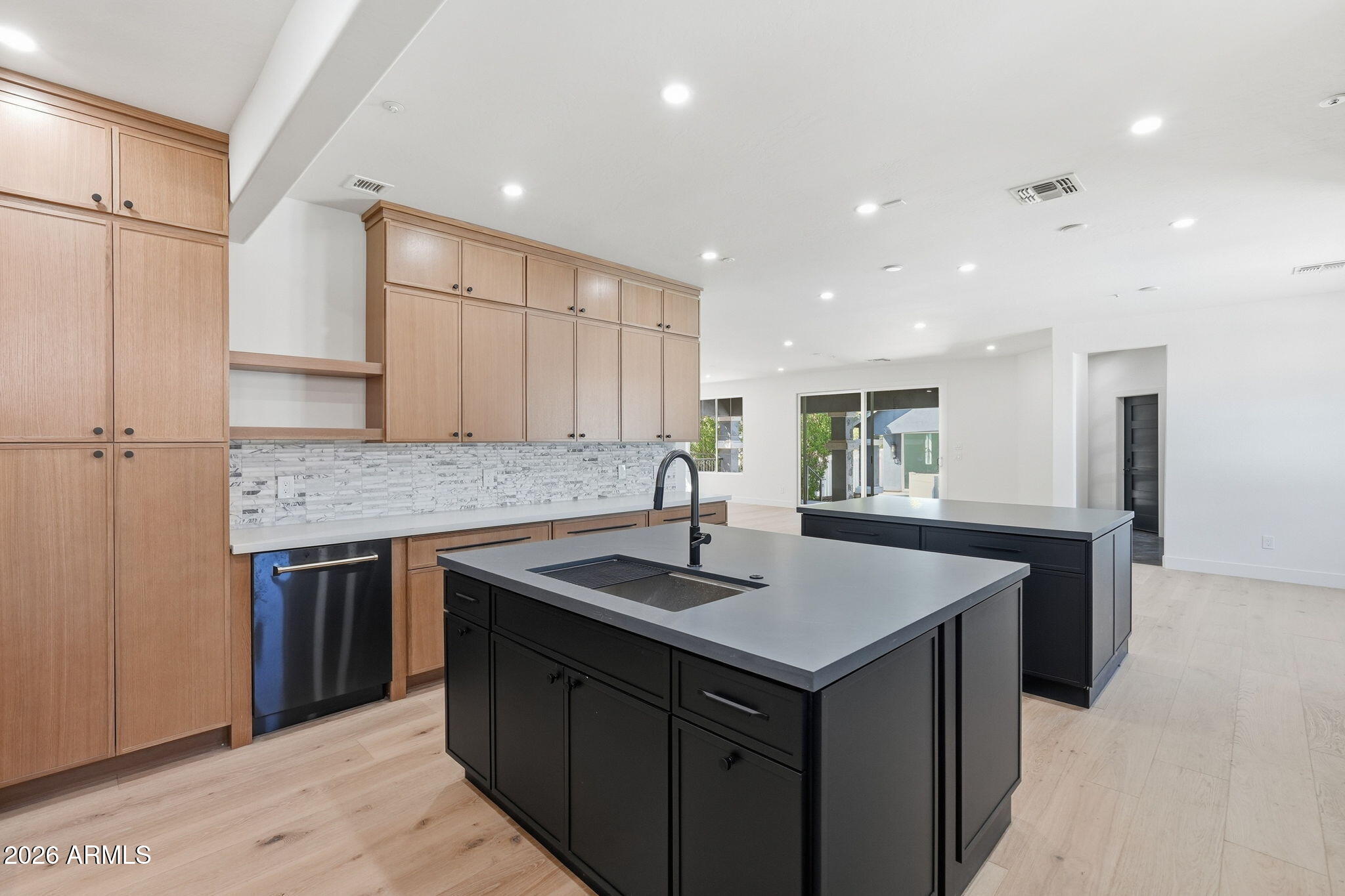 2974 E CAMELLIA Drive