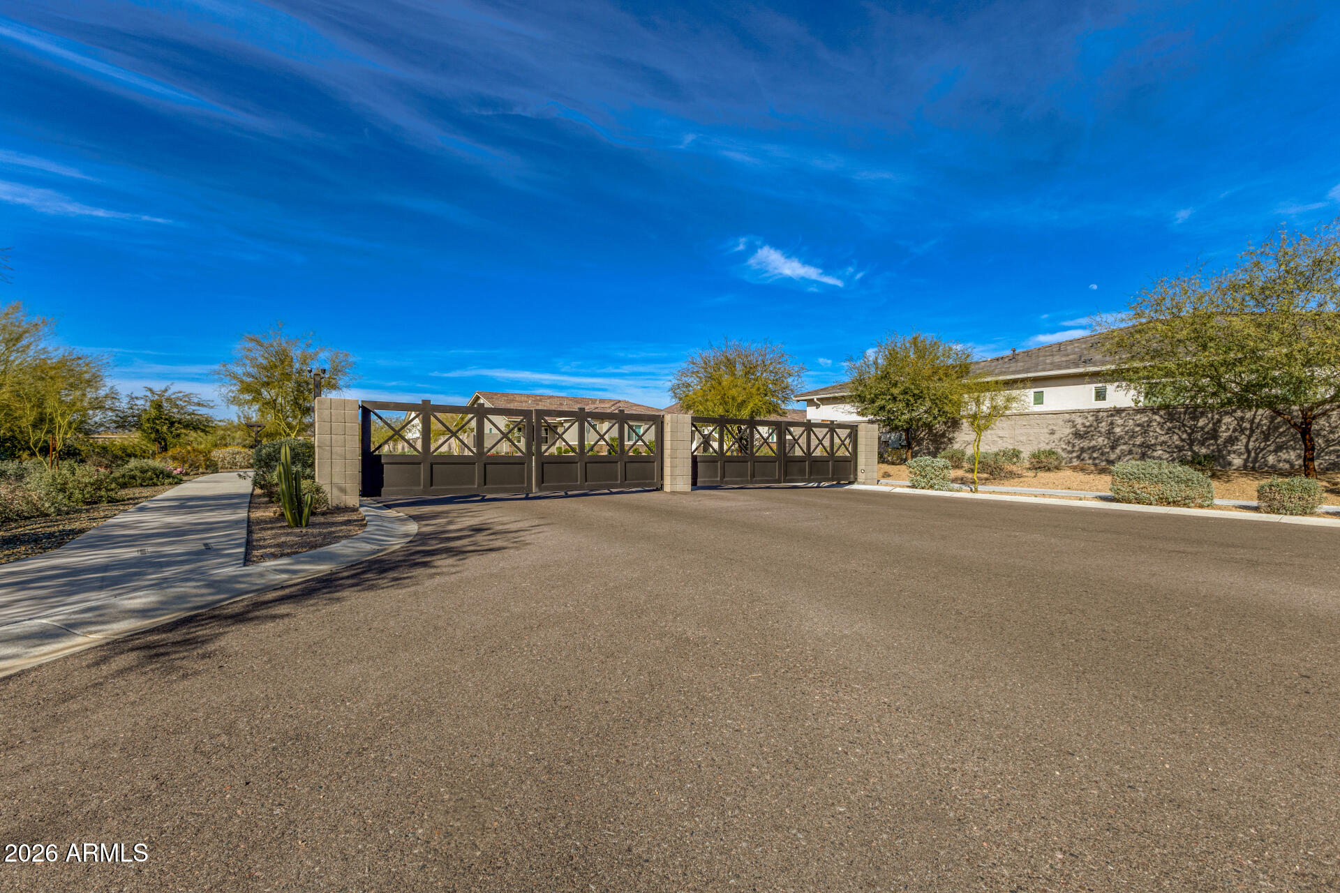 4237 E HUNTER Court