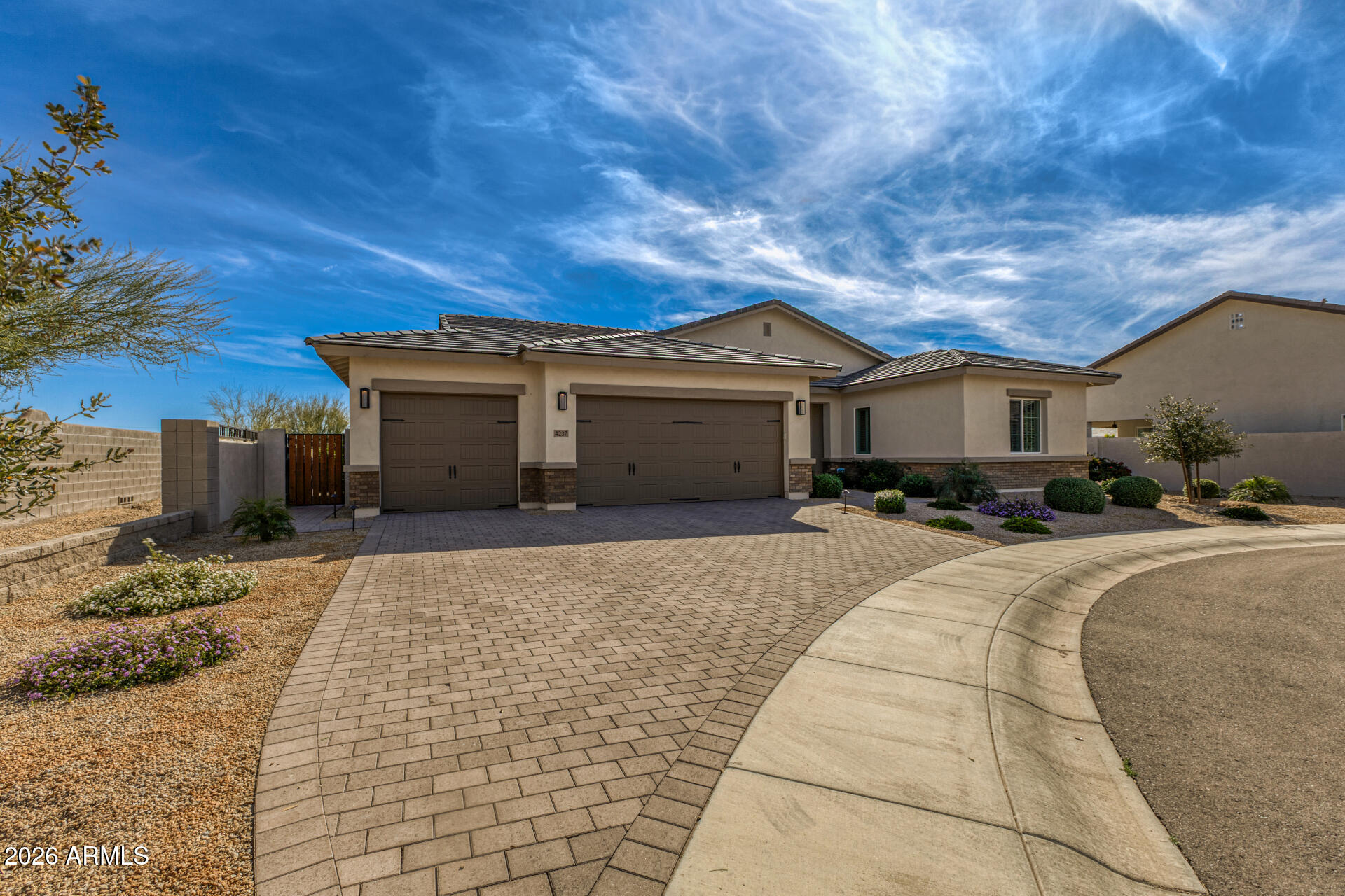 4237 E HUNTER Court
