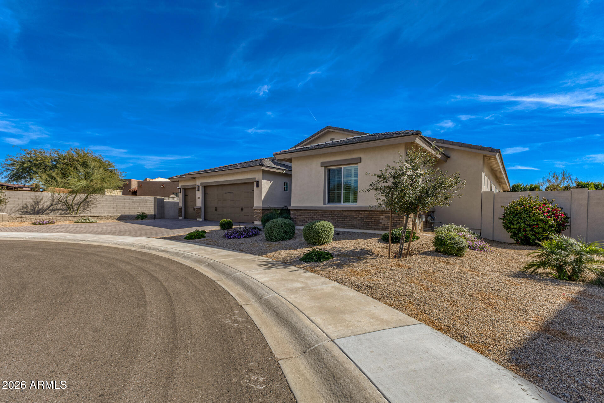 4237 E HUNTER Court