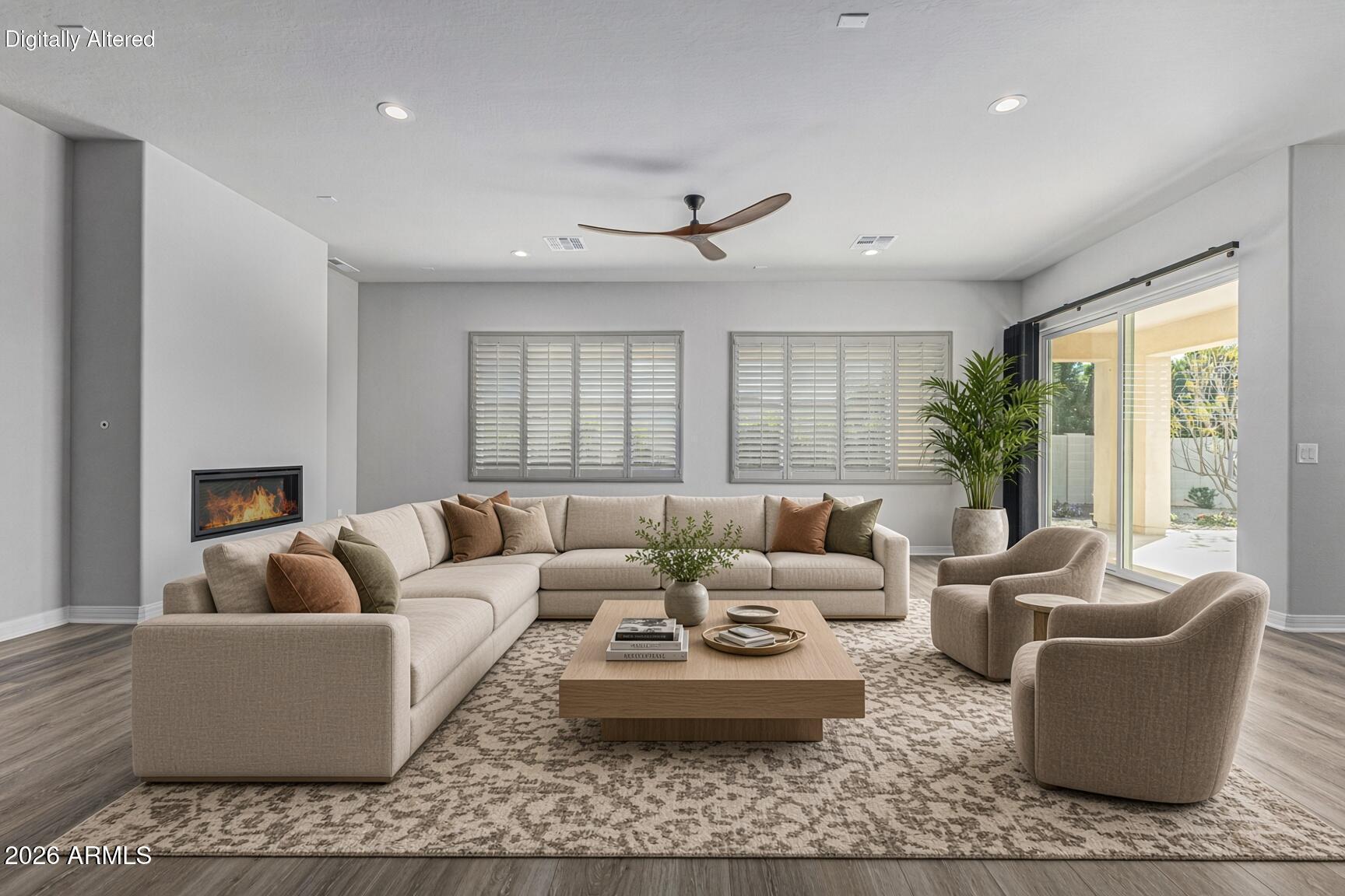 4237 E HUNTER Court