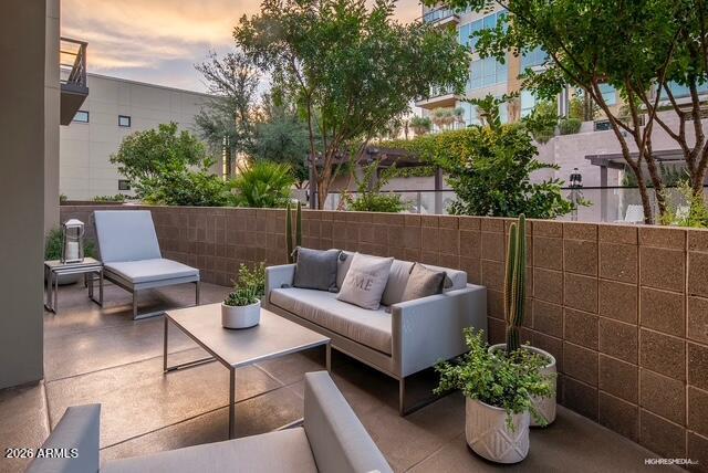15215 N KIERLAND Boulevard 310