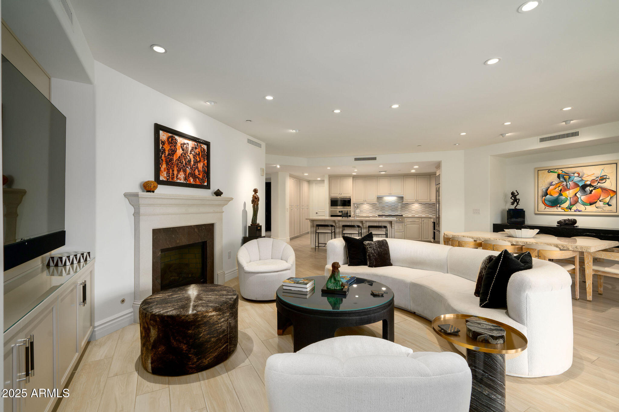 7175 E CAMELBACK Road 301