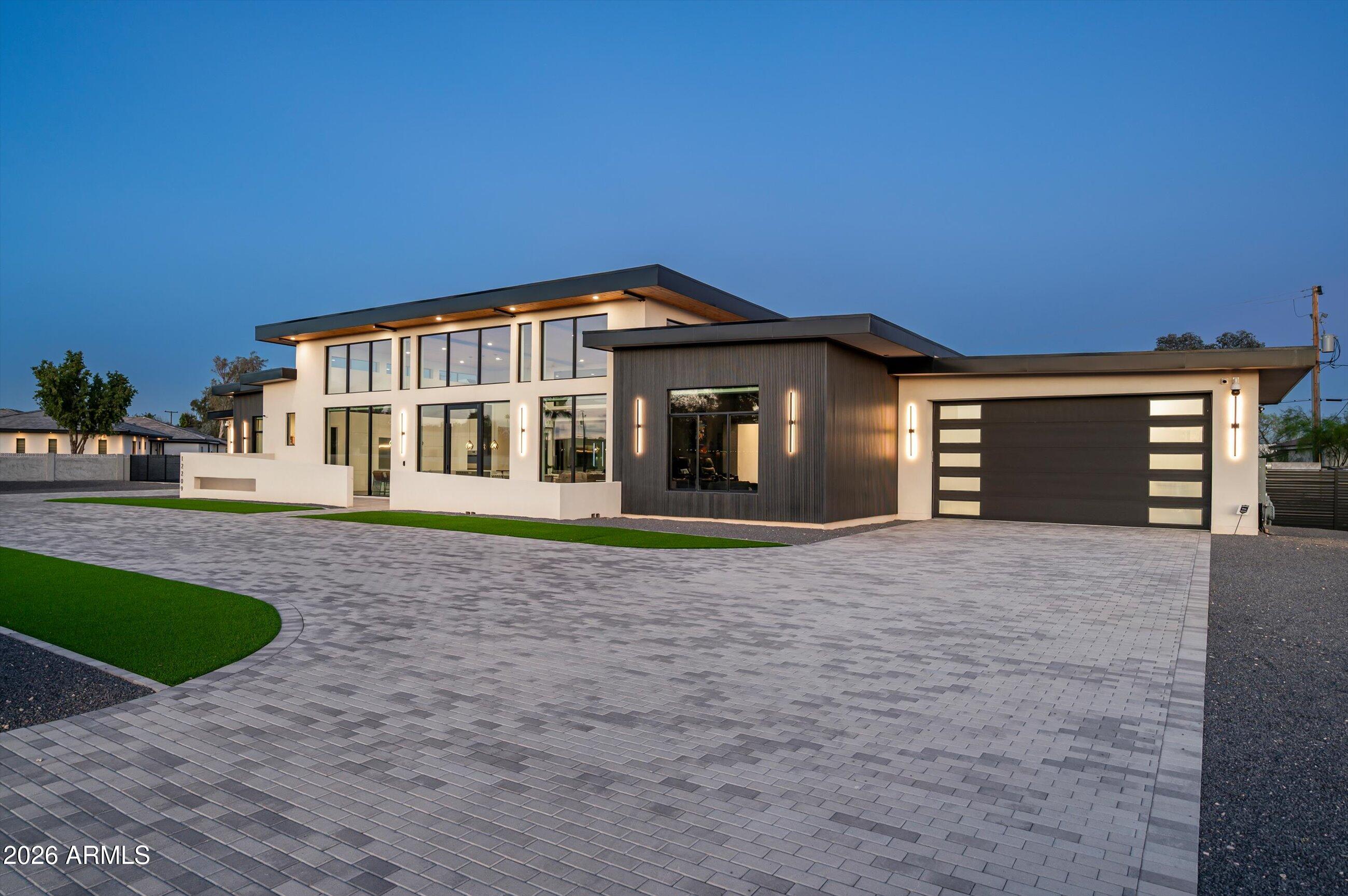 12209 N 65TH Place