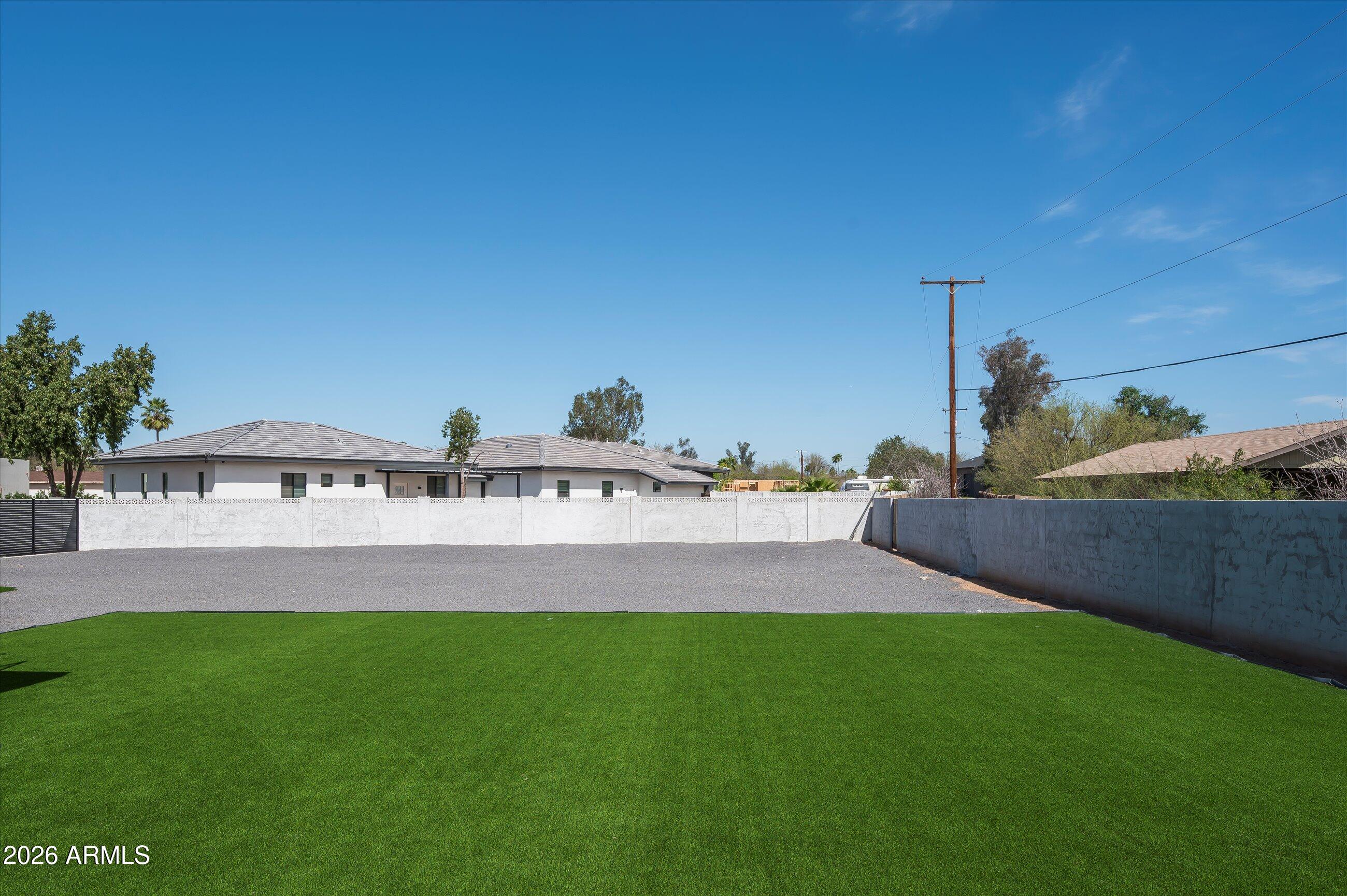 12209 N 65TH Place