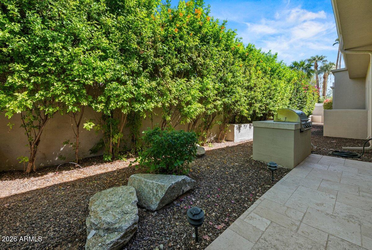 5434 E Lincoln Drive 19