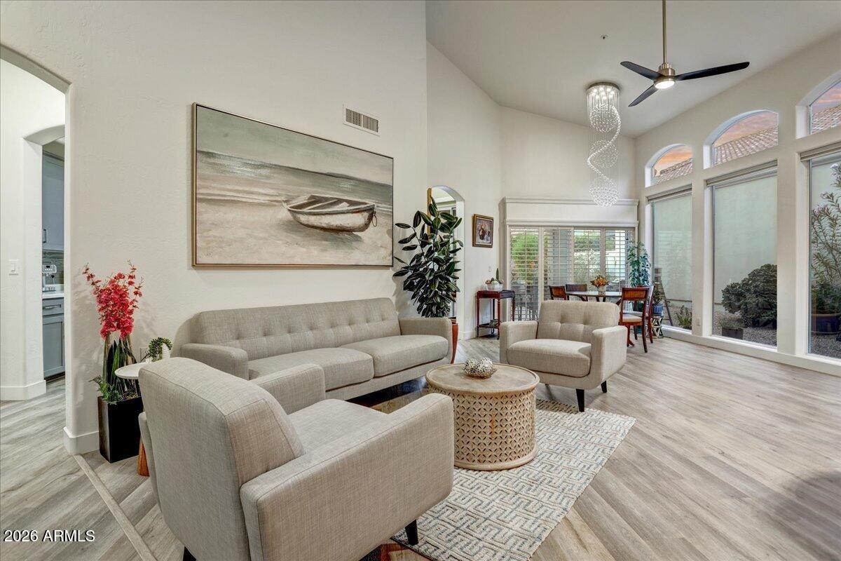 11818 E Del Timbre Drive