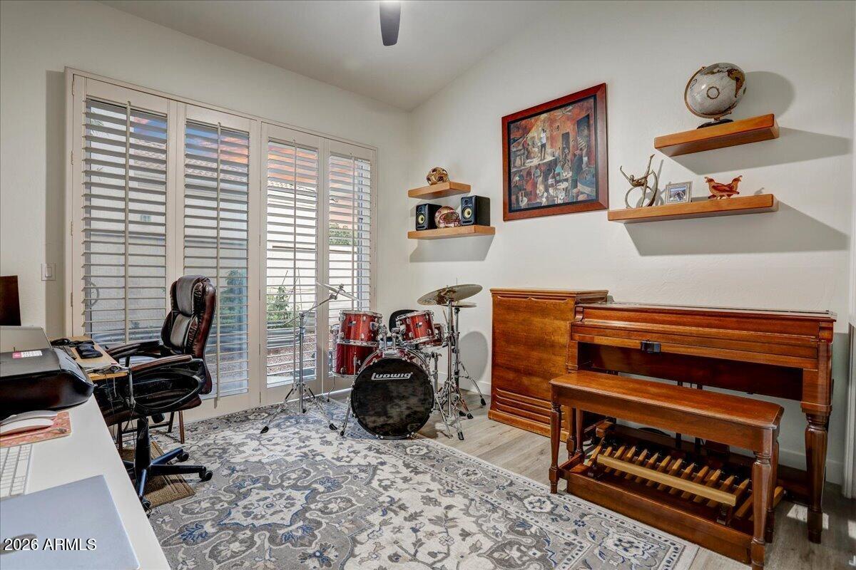 11818 E Del Timbre Drive