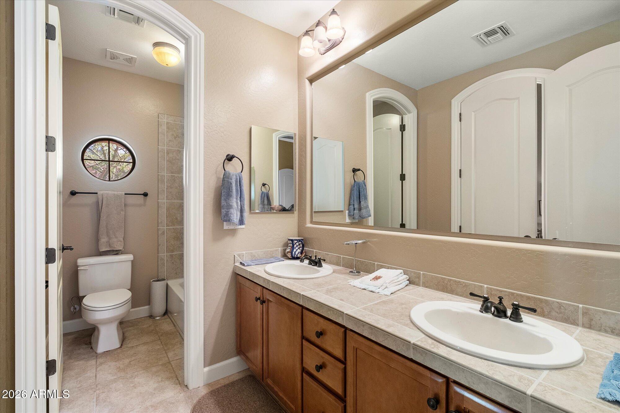 4104 N SAGE CREEK Circle
