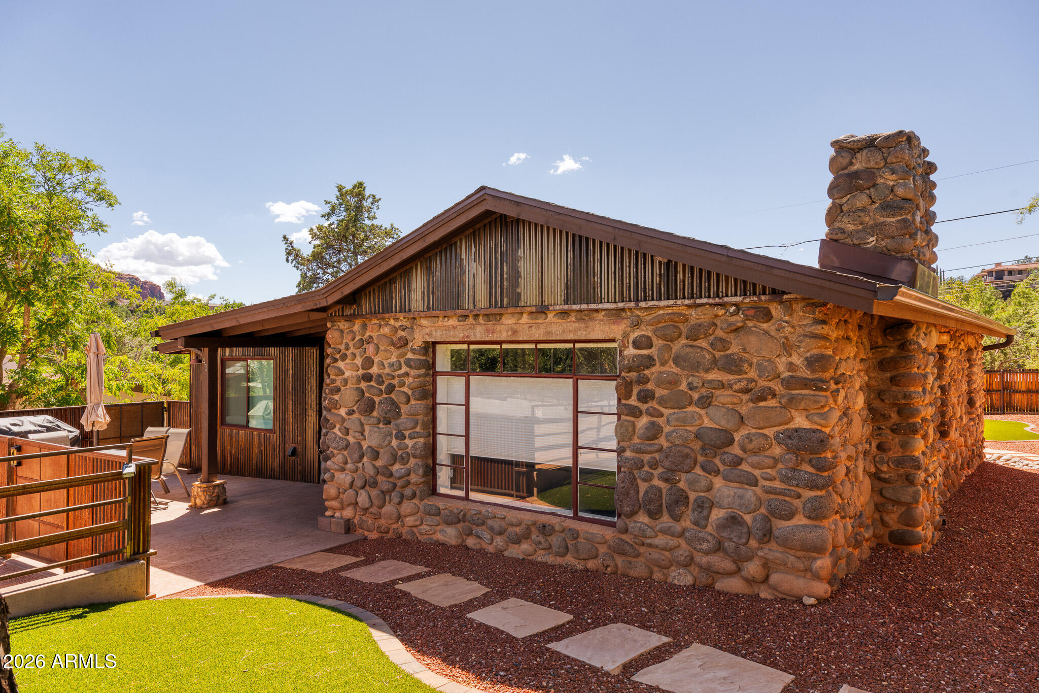 41 ROADRUNNER Lane