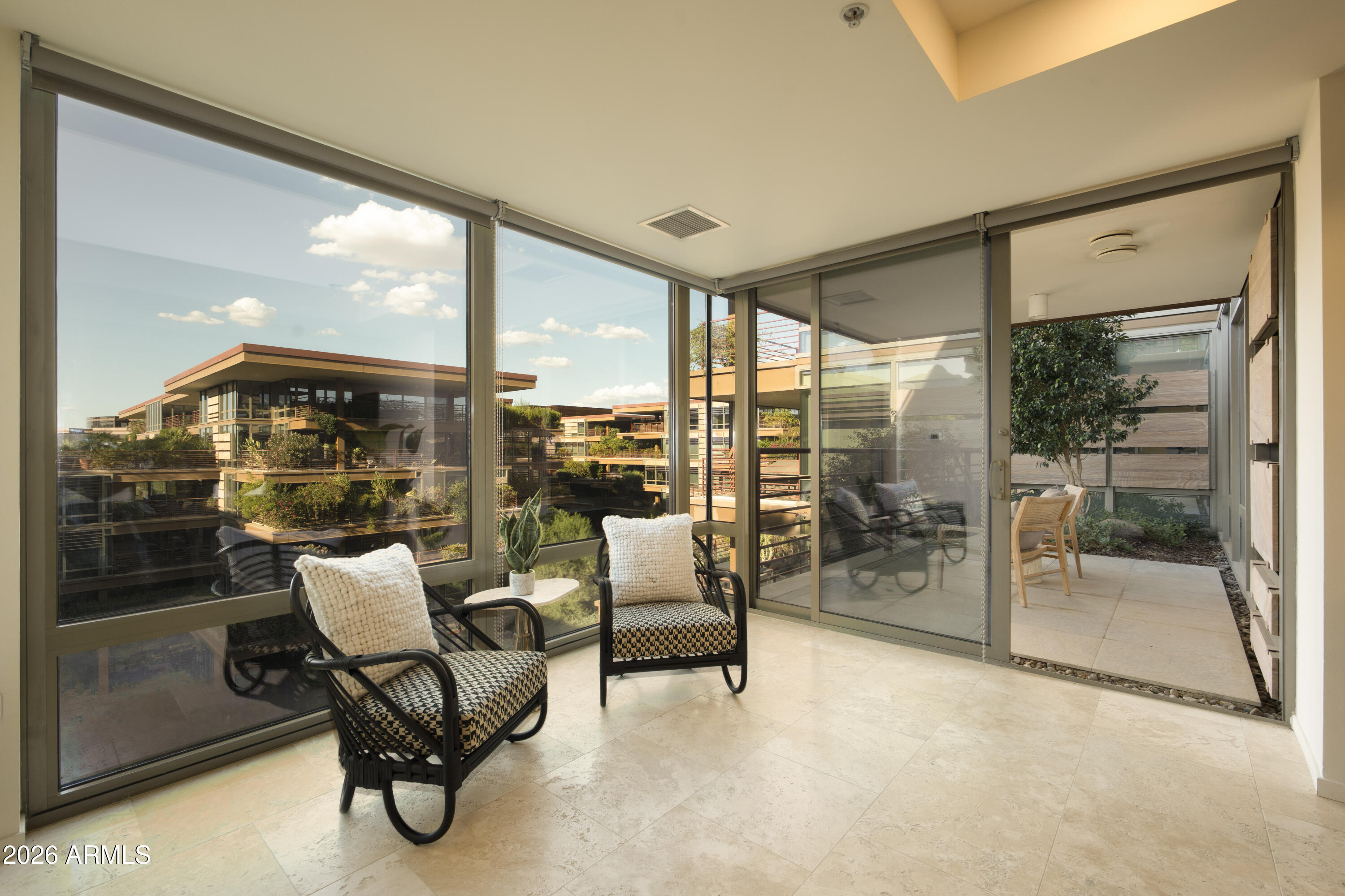 7127 E RANCHO VISTA Drive 6009