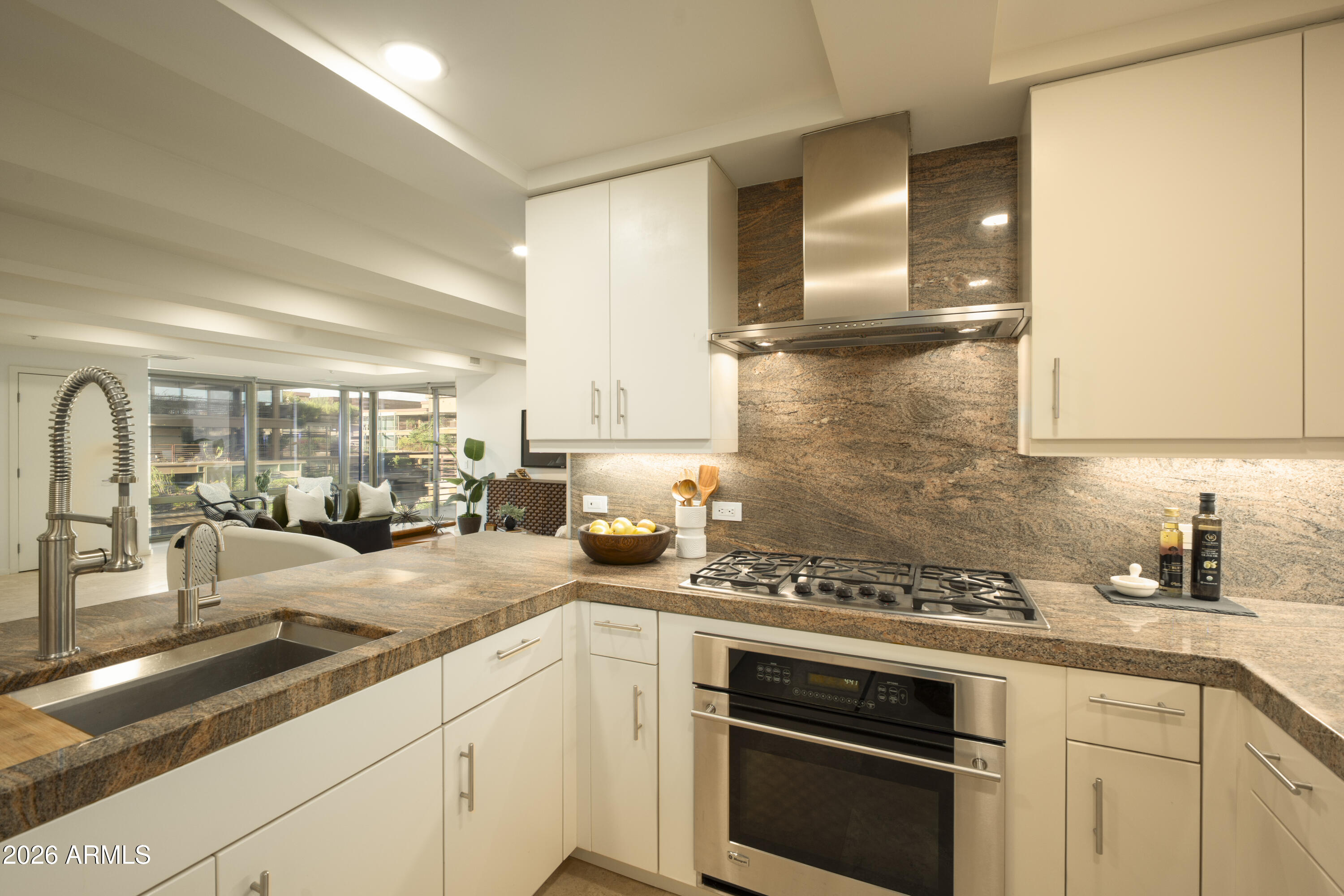 7127 E RANCHO VISTA Drive 6009