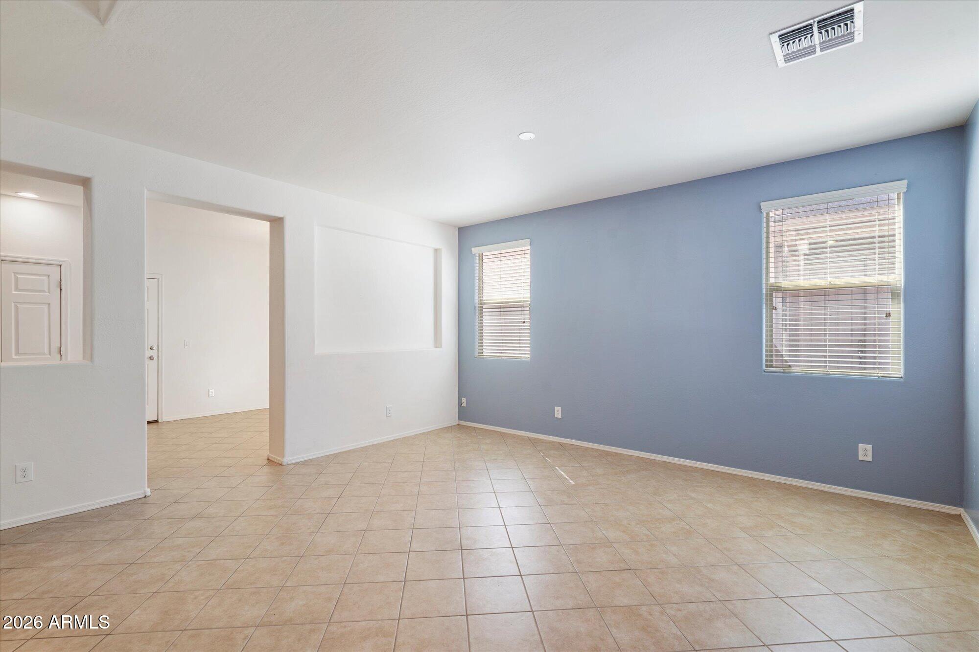 2680 N 73rd Gln Glen