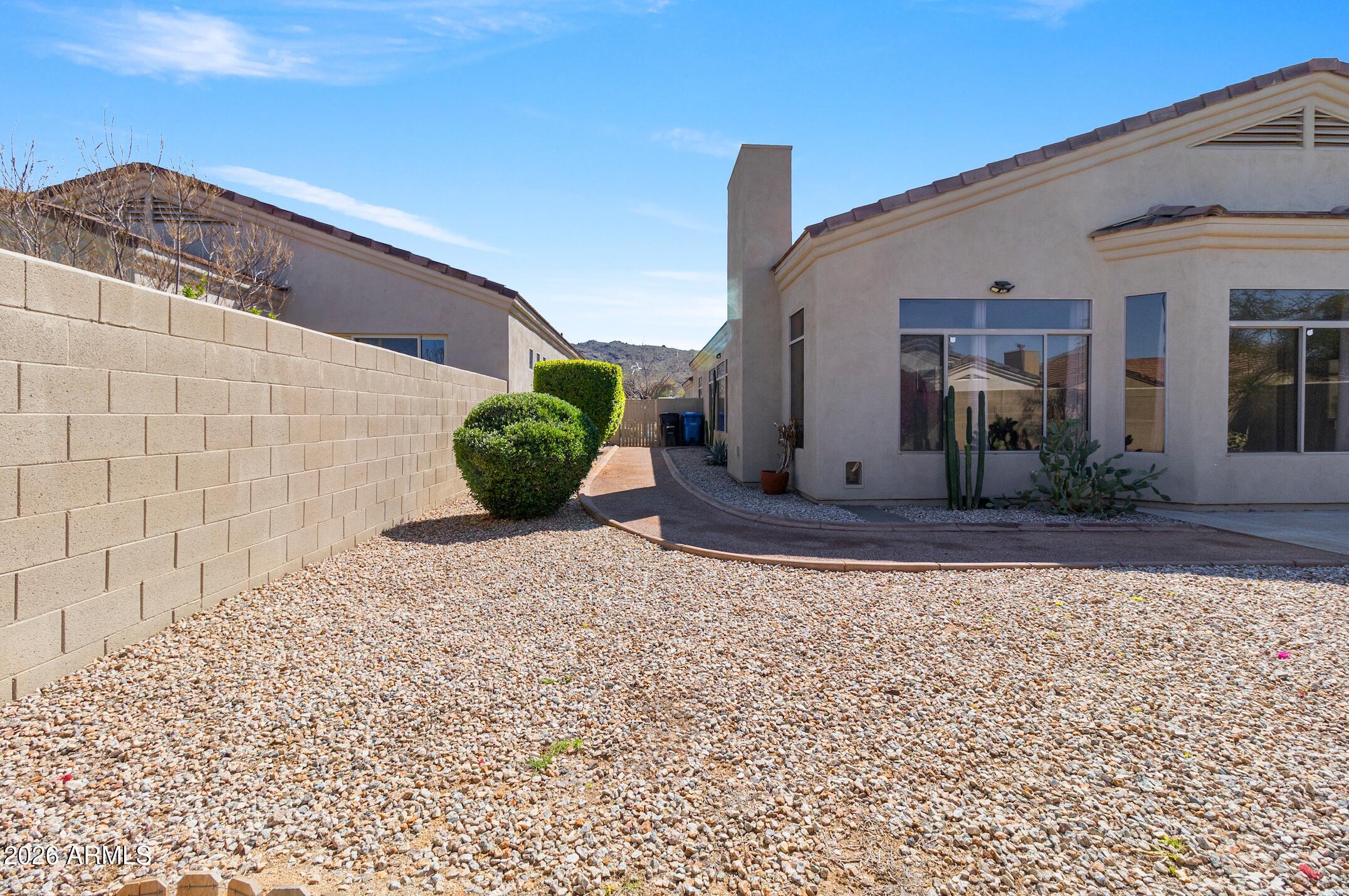 2224 E FAWN Drive