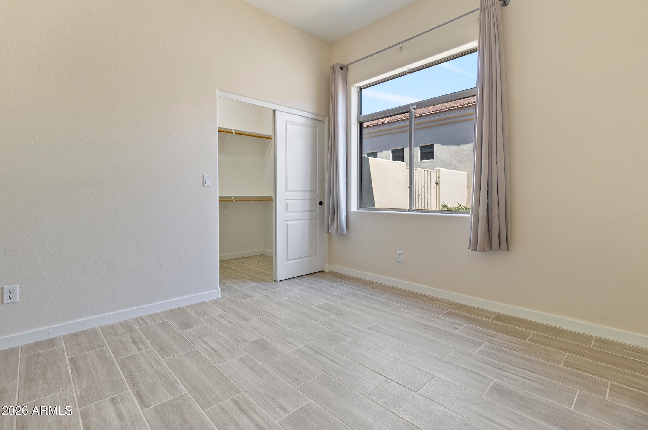 2224 E FAWN Drive