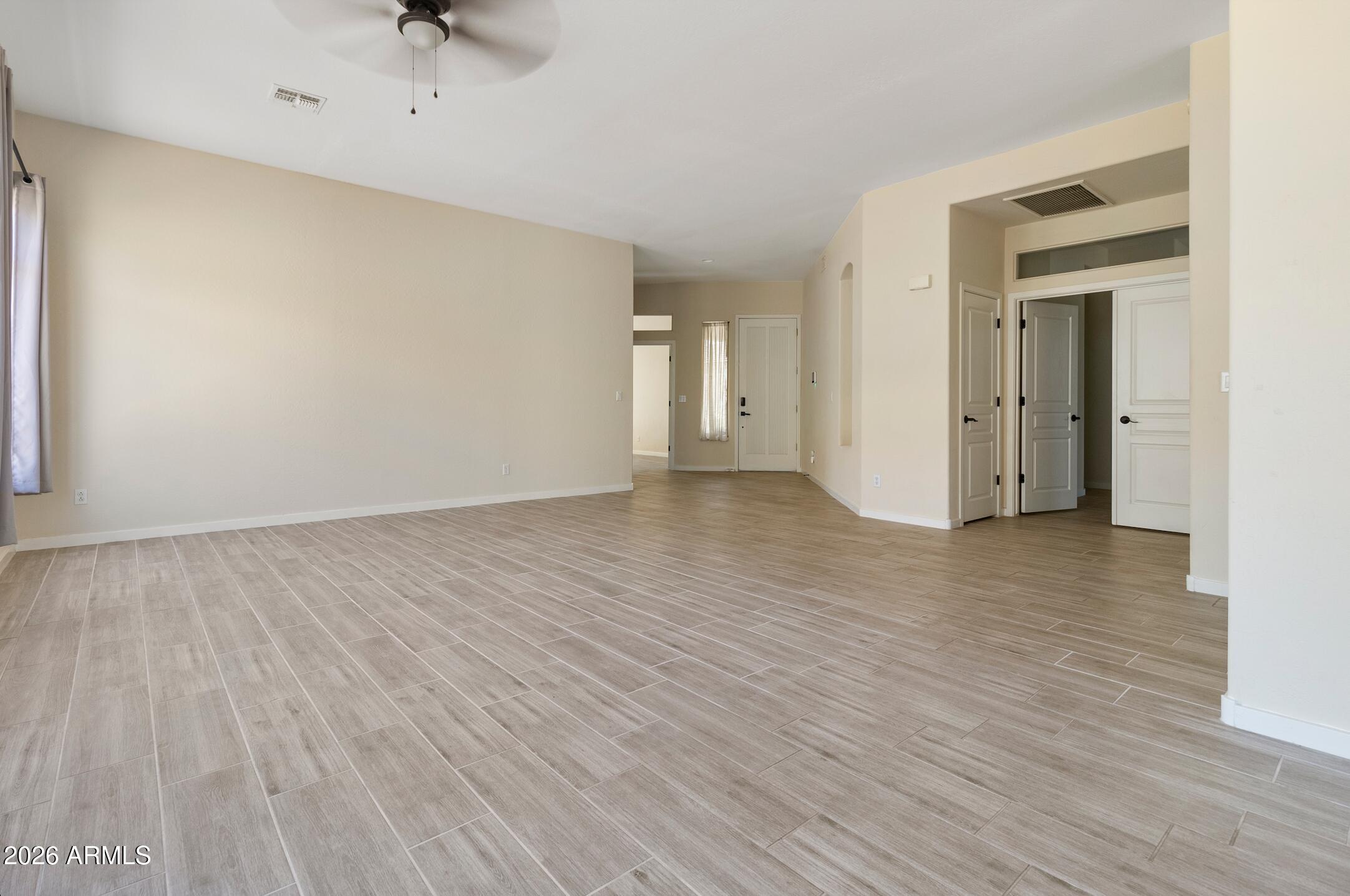 2224 E FAWN Drive
