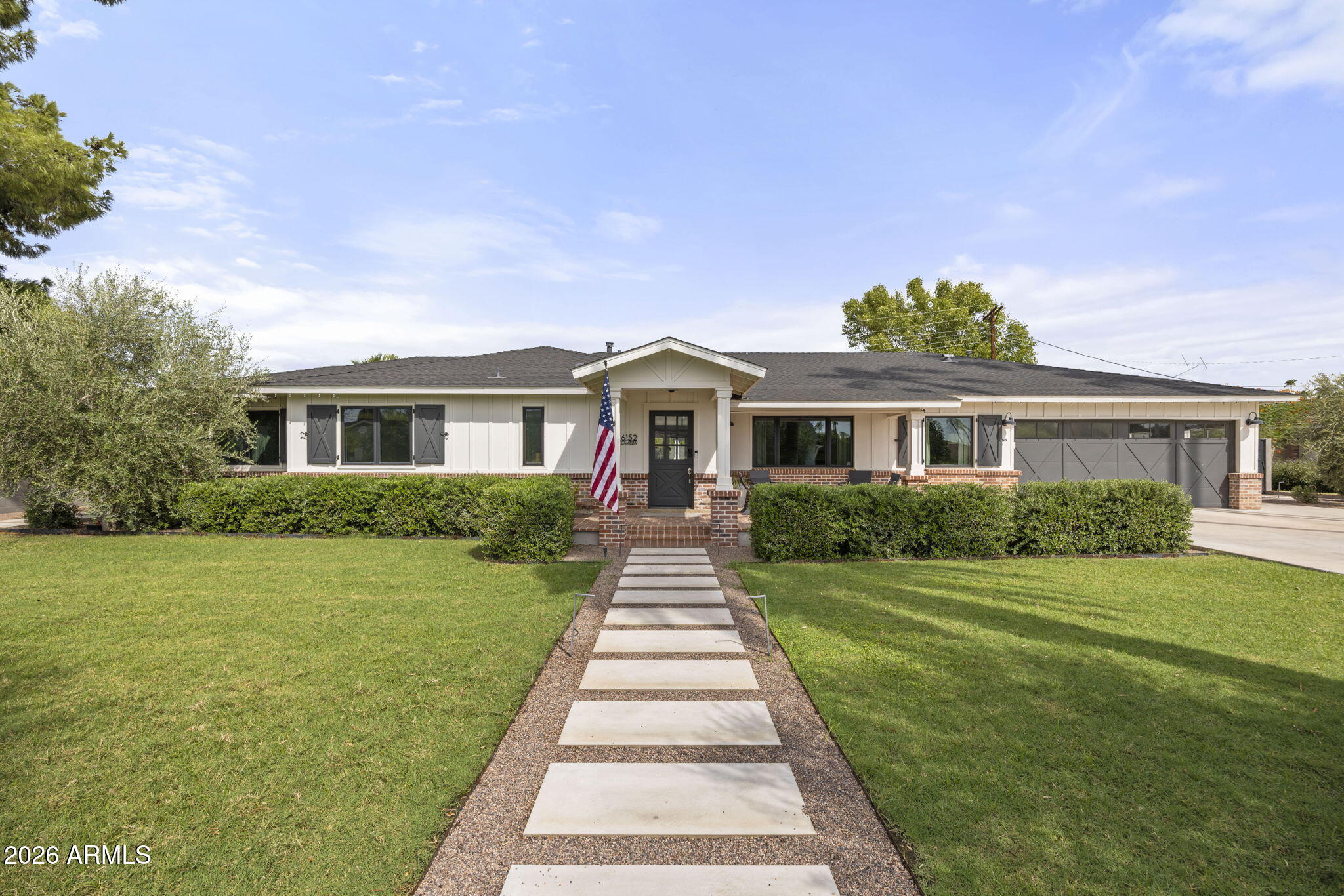 6152 E CALLE CAMELIA