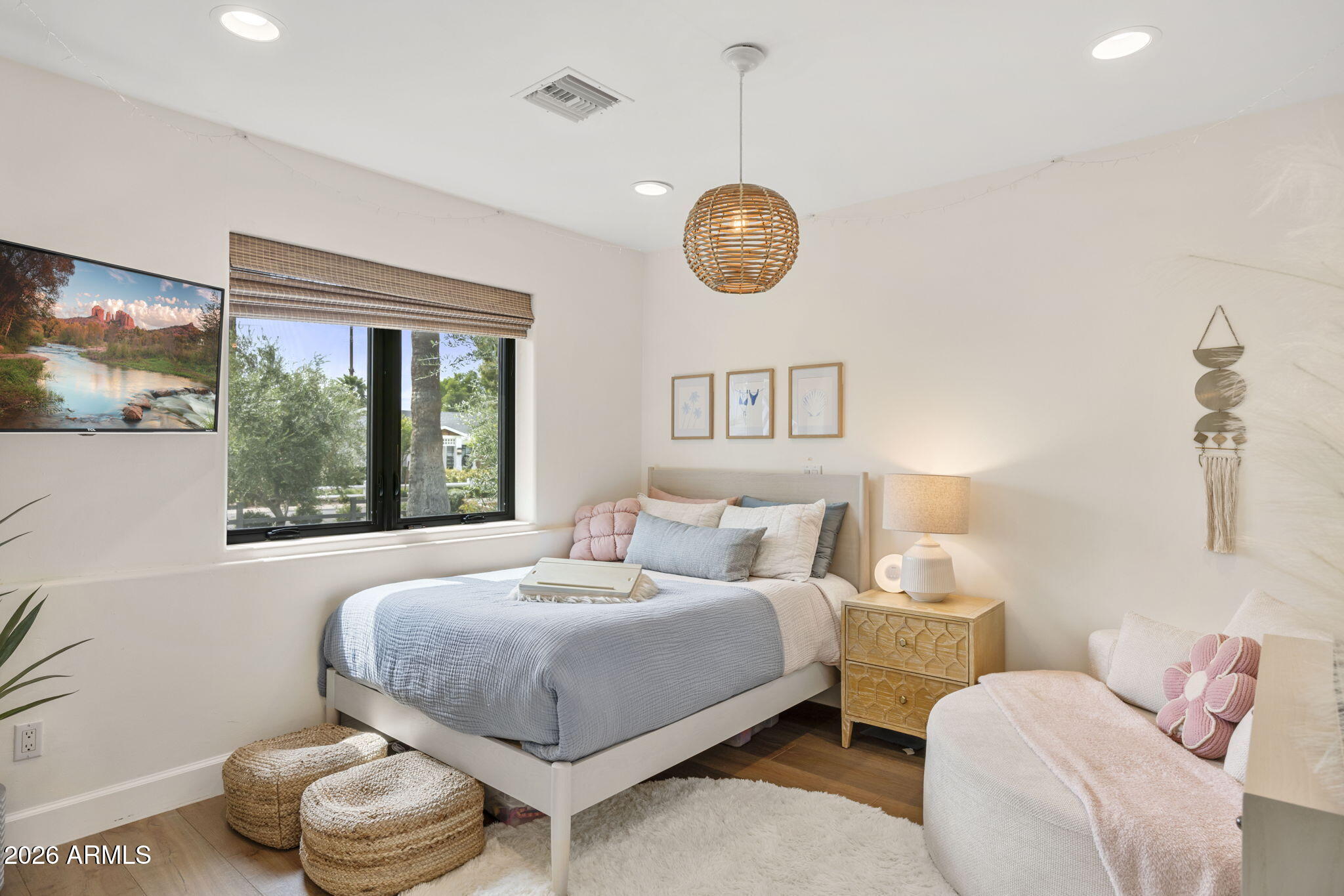 6152 E CALLE CAMELIA
