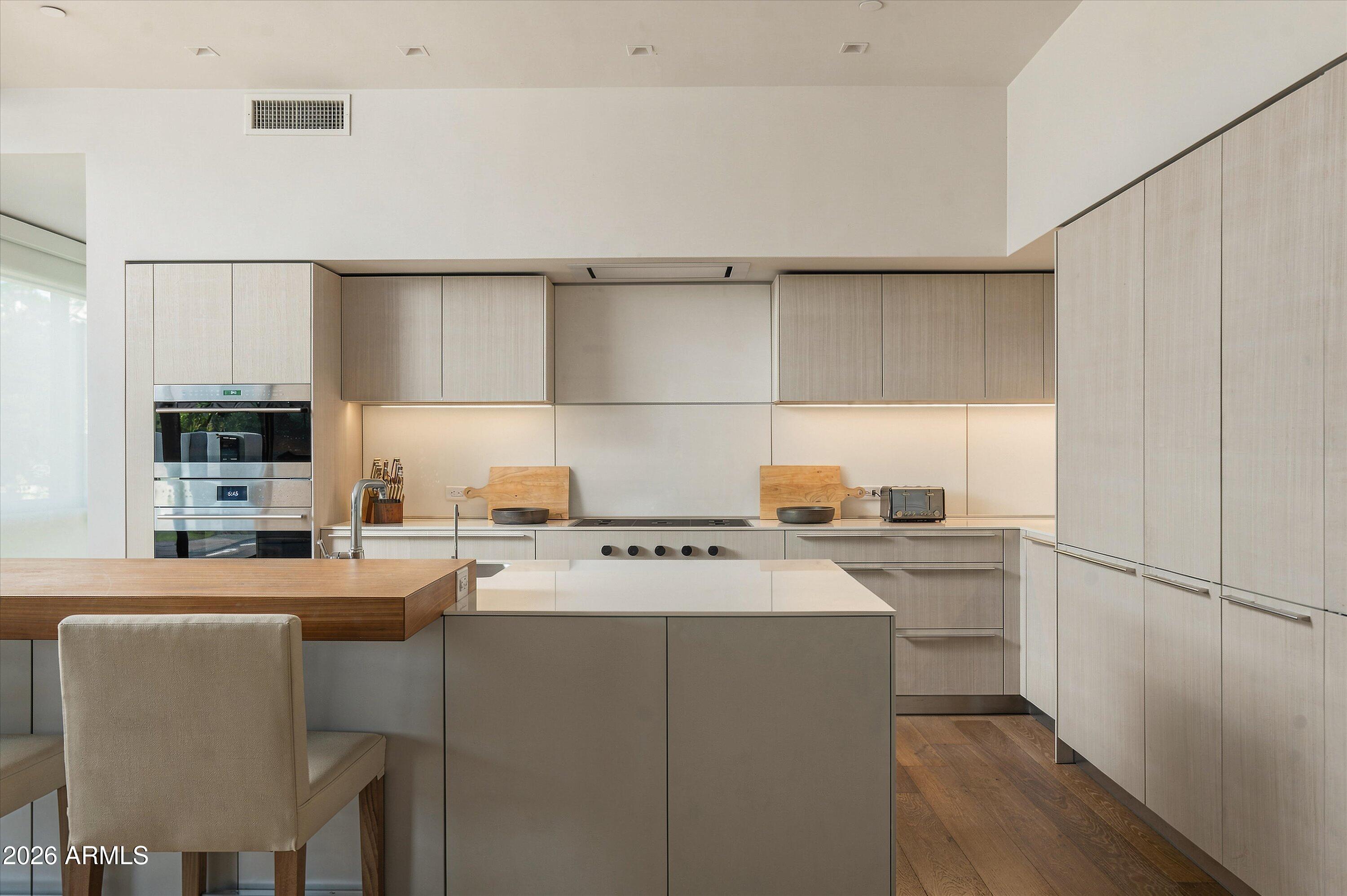 6311 E PHOENICIAN Boulevard 17