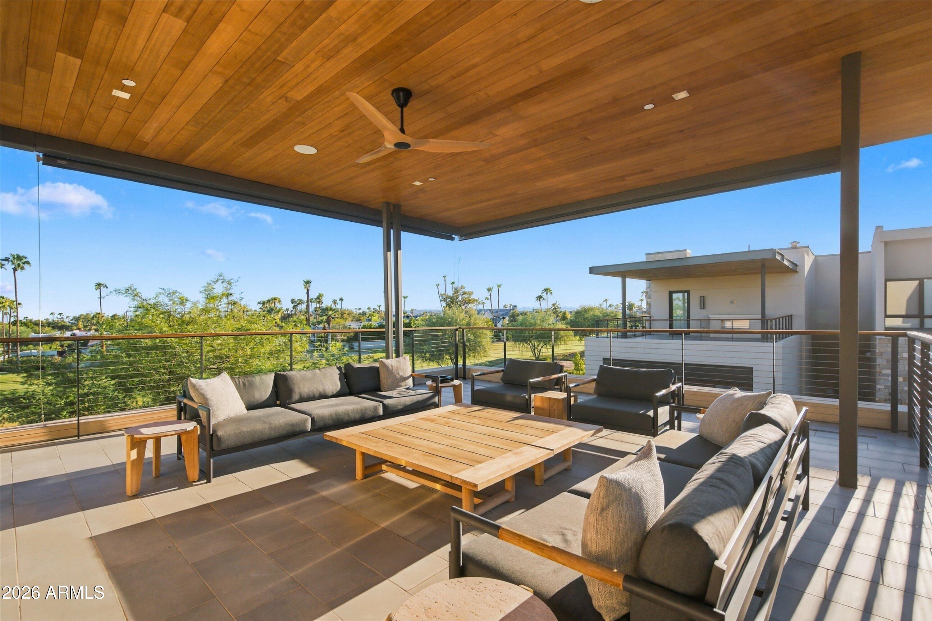 6311 E PHOENICIAN Boulevard 17