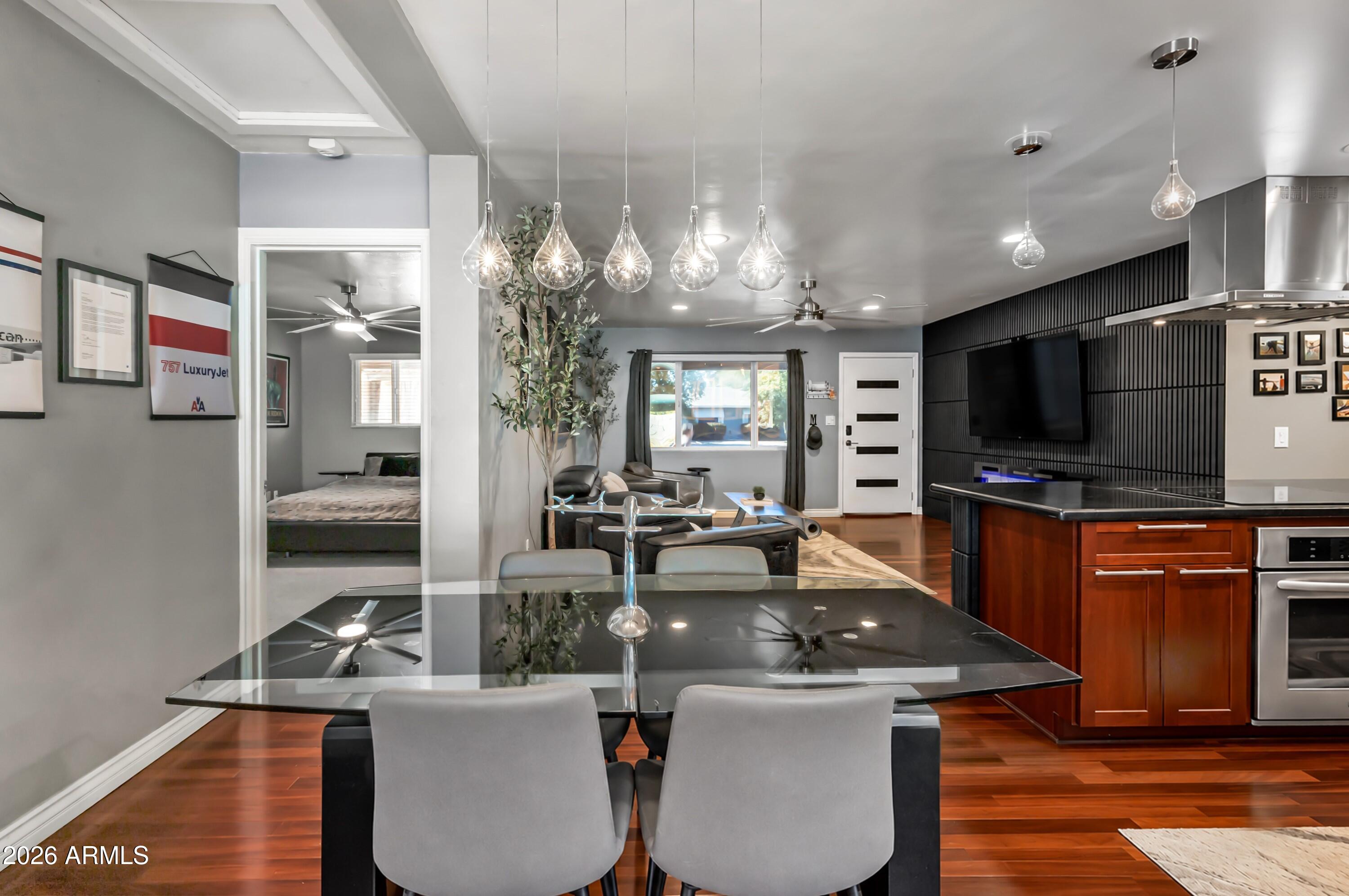 3621 N NAVAJO Trail